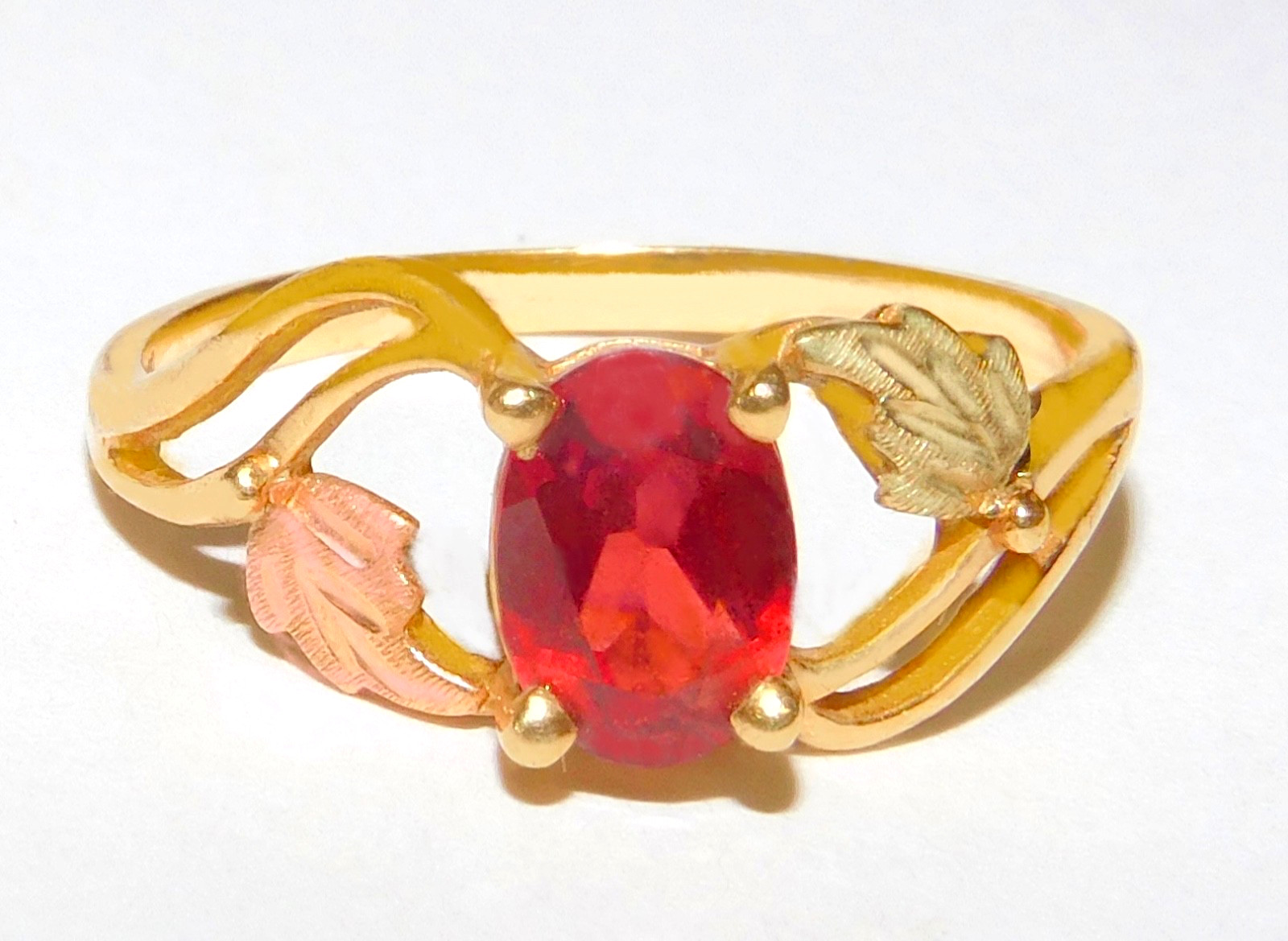 Black Hills Gold 10k Garnet Two Leaves Ring Size 6 1/2