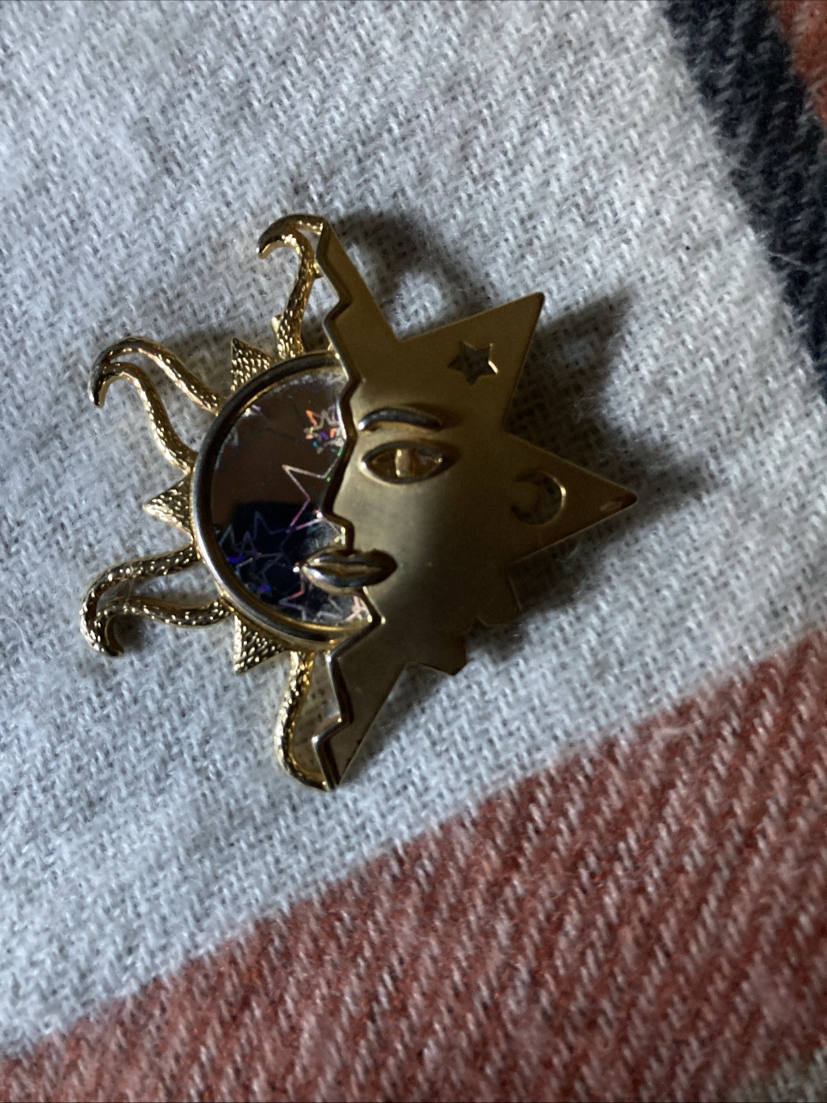 Vtg JJ Jonette Jewelry Signed Gold Sun Face Moon Star Silver Hologram Pin Brooch