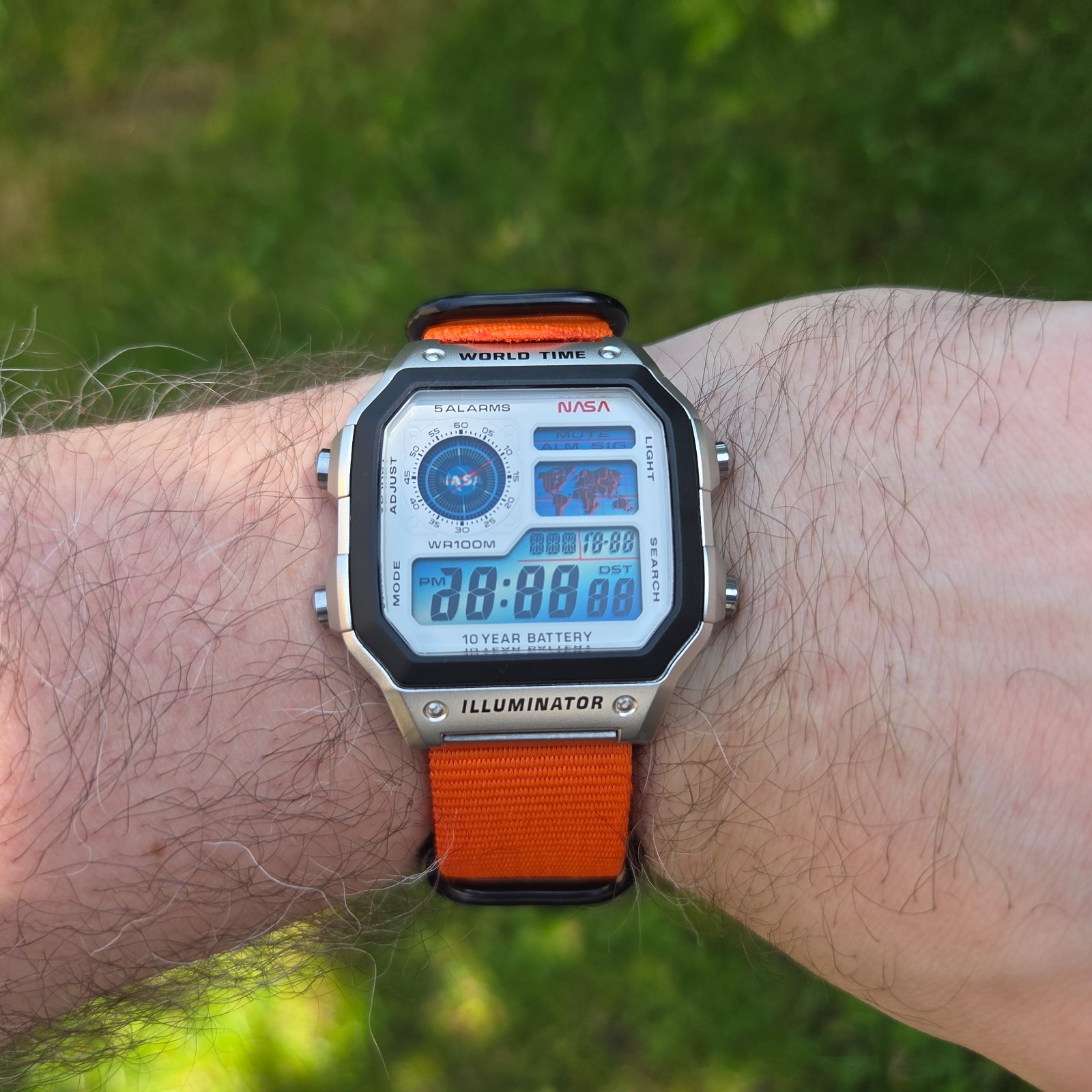 New Casio Royale AE1200 Mod – NASA Royale (Gradient Hydromod)