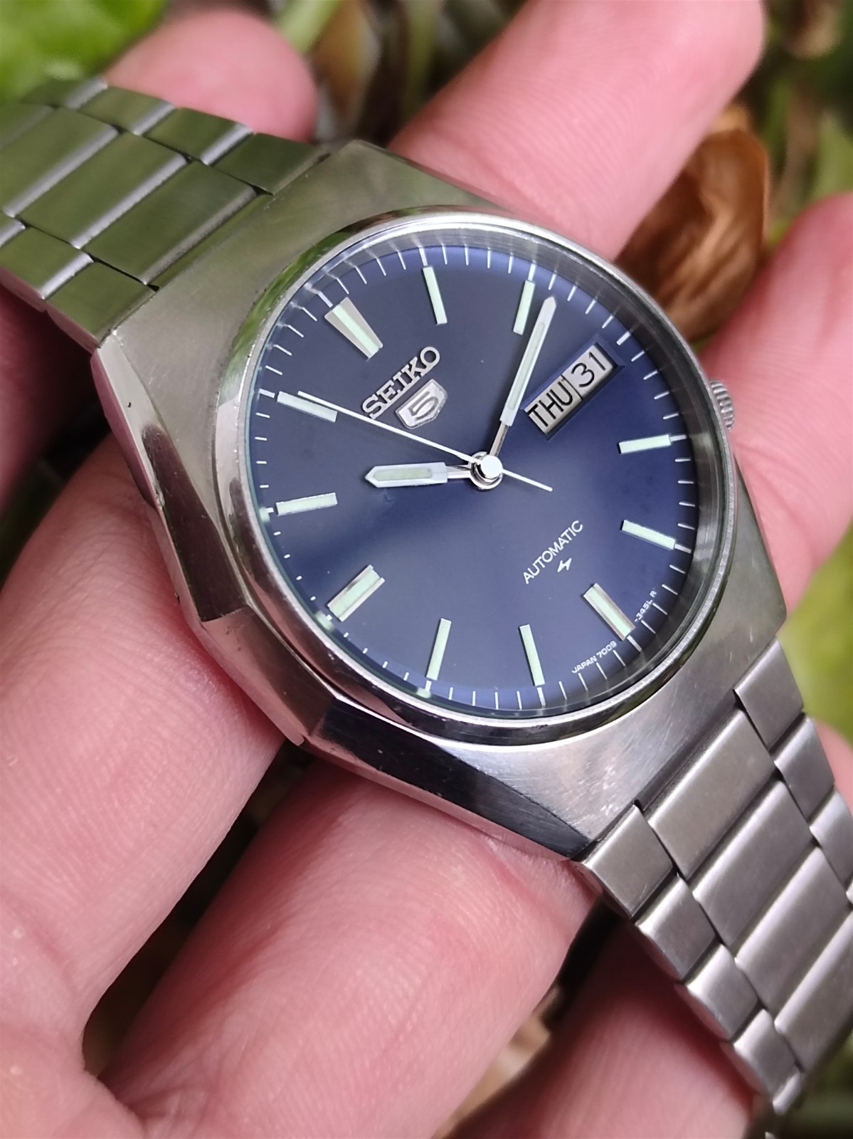 Mint Seiko 5 Automatic Deep Royal Blue Dial — 7009-8830 Japan Collector’s Grade
