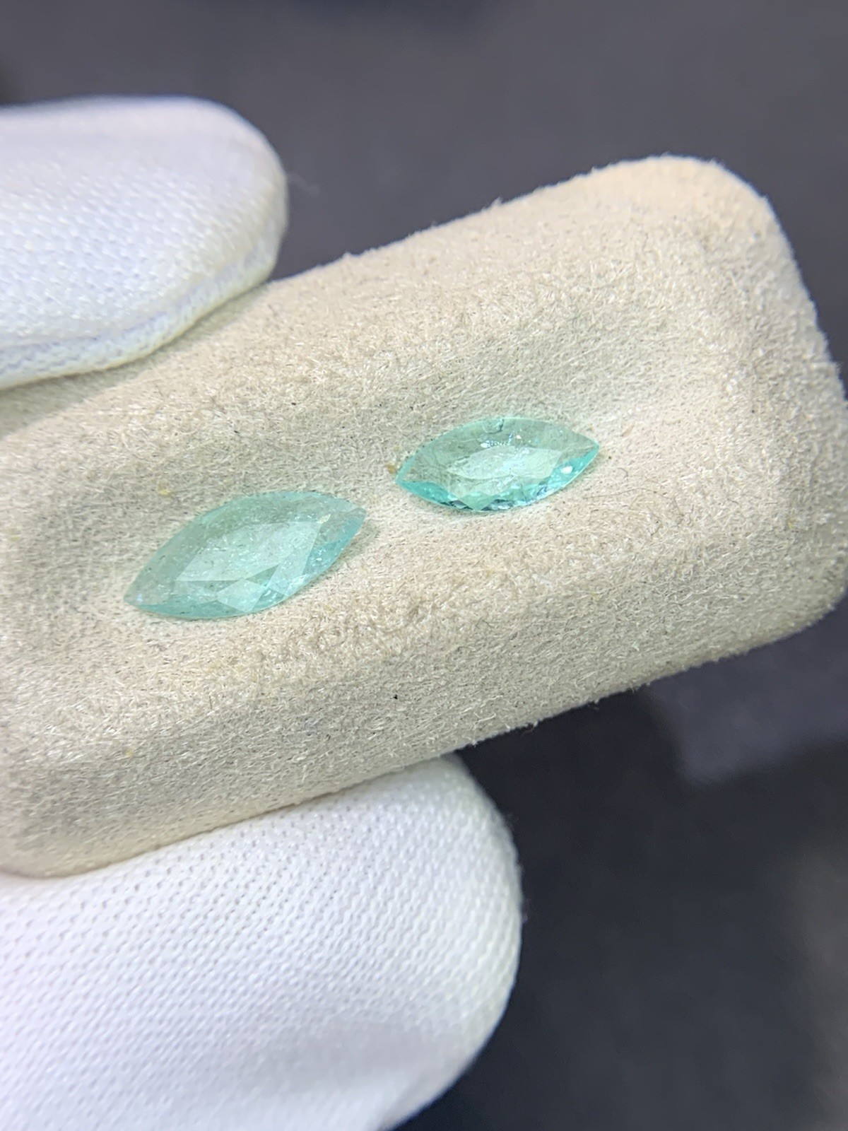 0.82Ct 2pcs Pariaba tourmaline
