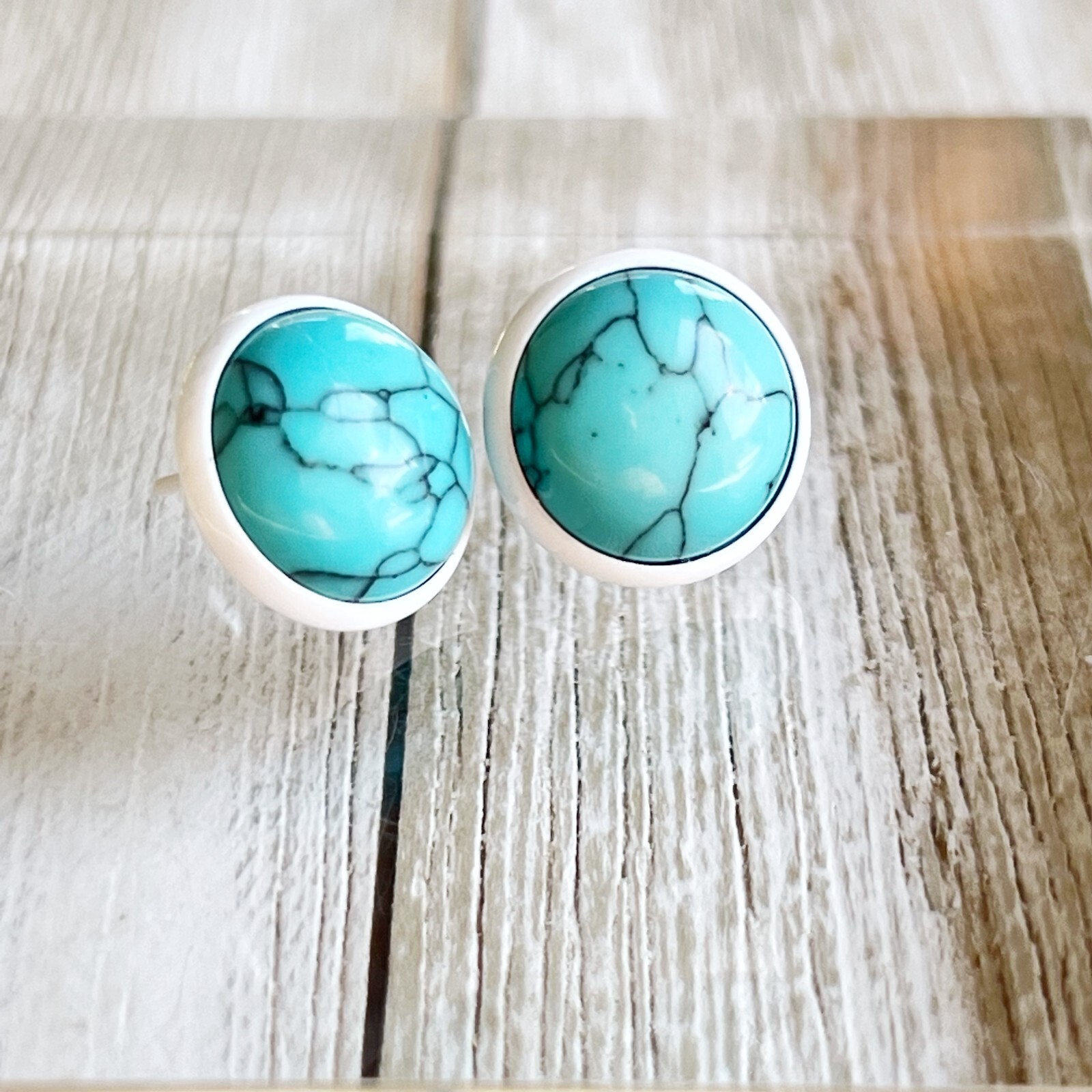 Turquoise 12.2mm White Stud Earrings