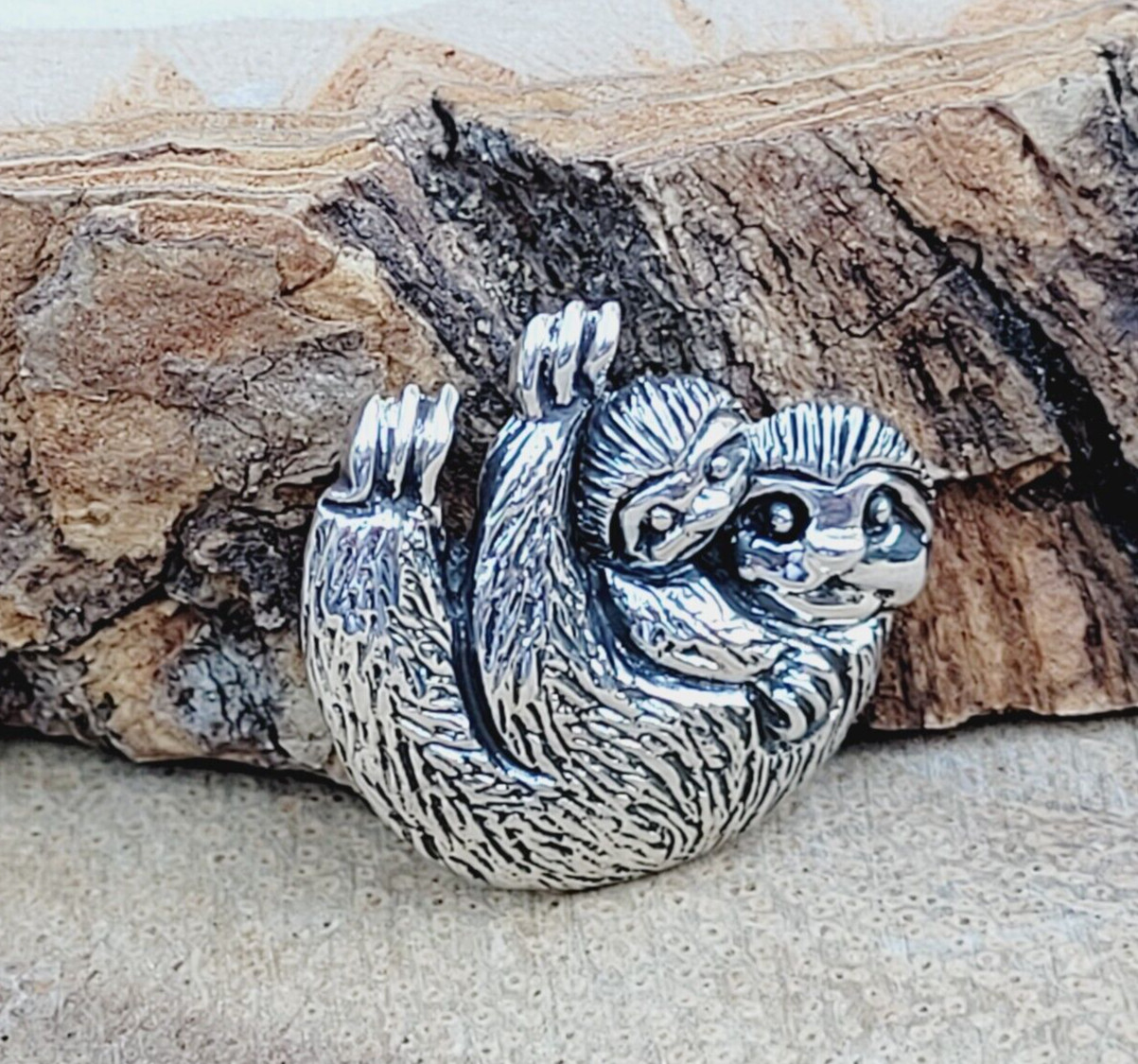 925 Sterling Silver Mama Sloth & Baby Pendant – 18mm X 16 mm Sloth Baby Charm