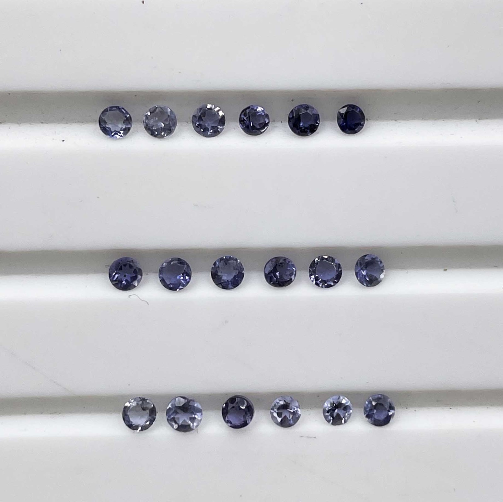 Natural Iolite Round Cut Loose Gemstone Lot 1.75 MM 100 Pcs