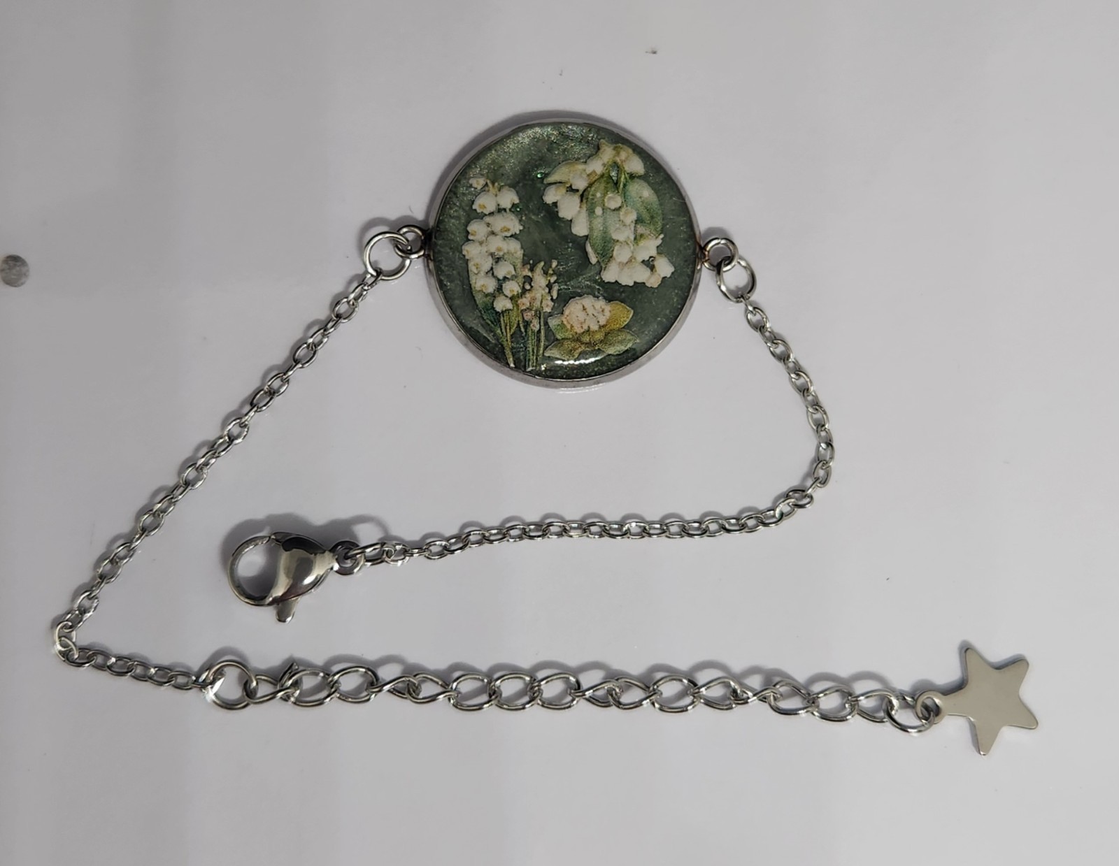 Handmade Resin Bracelet – Stainless Steel – 8″ Adjustable – Green Floral