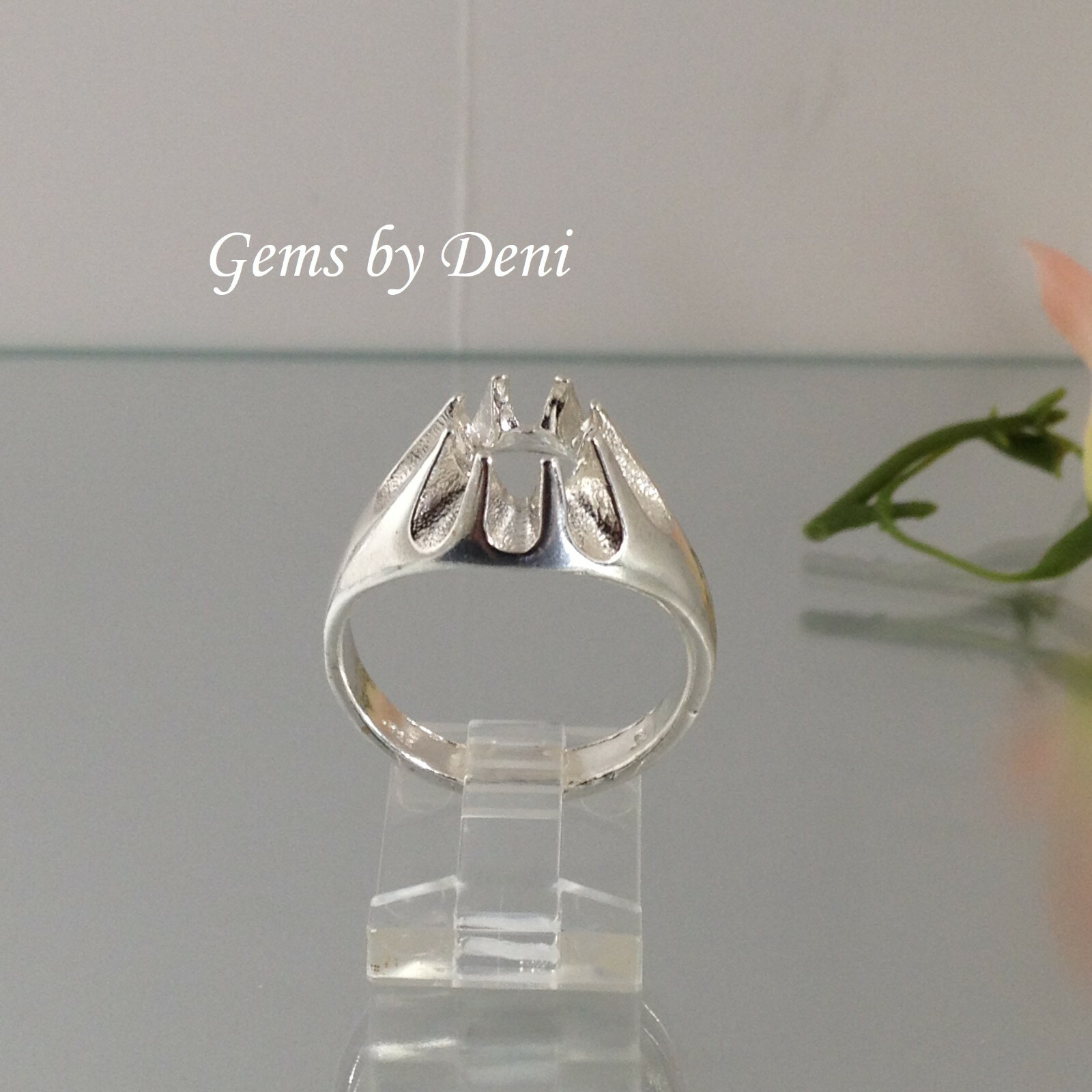 8-10mm Round Gent’s Gypsy Sterling Silver Pre-Notched Ring Setting (Size 9-10.5)