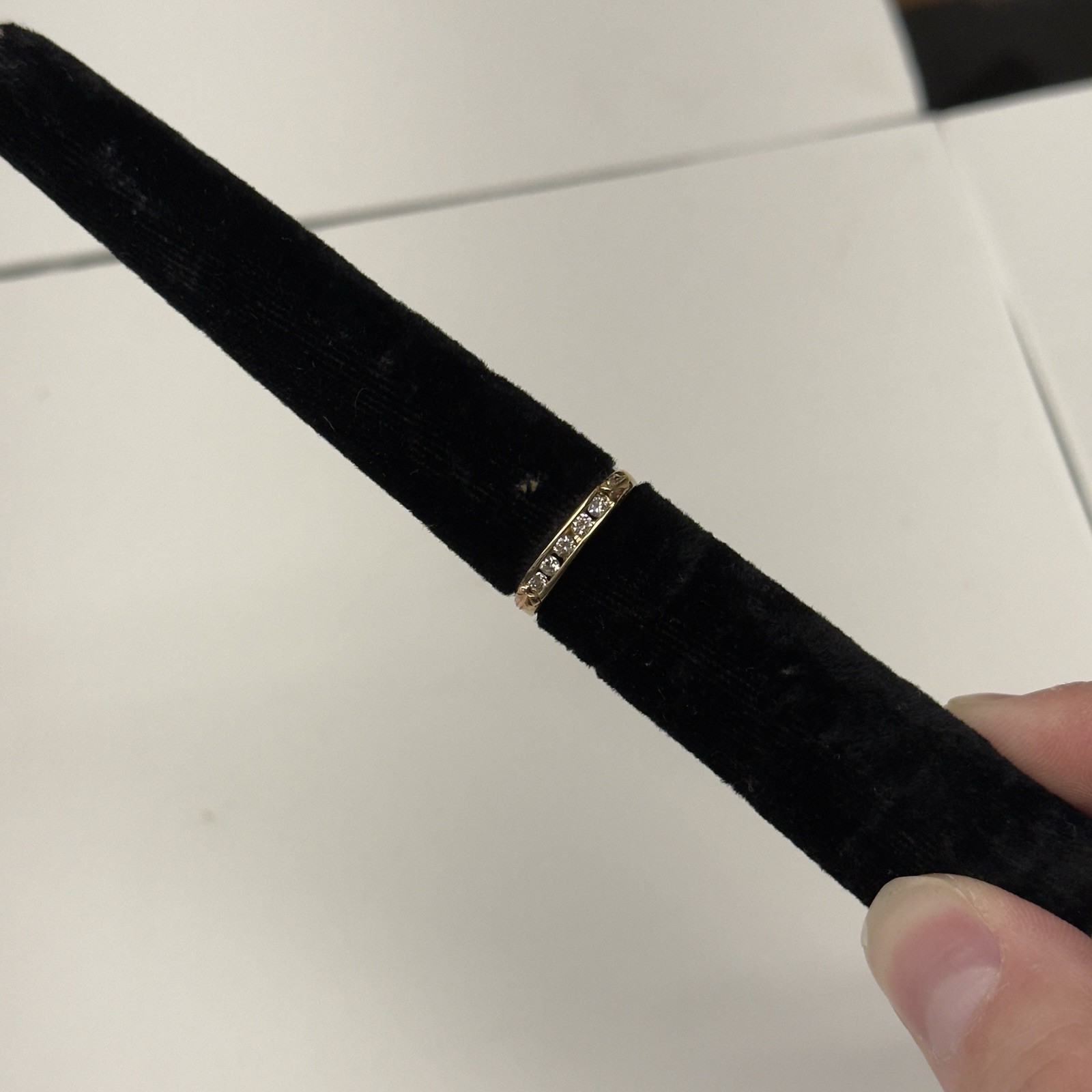 Landstrom’s Black Hills Gold 5 Natural Diamond Wedding Band .25CTW 10K Sz 7