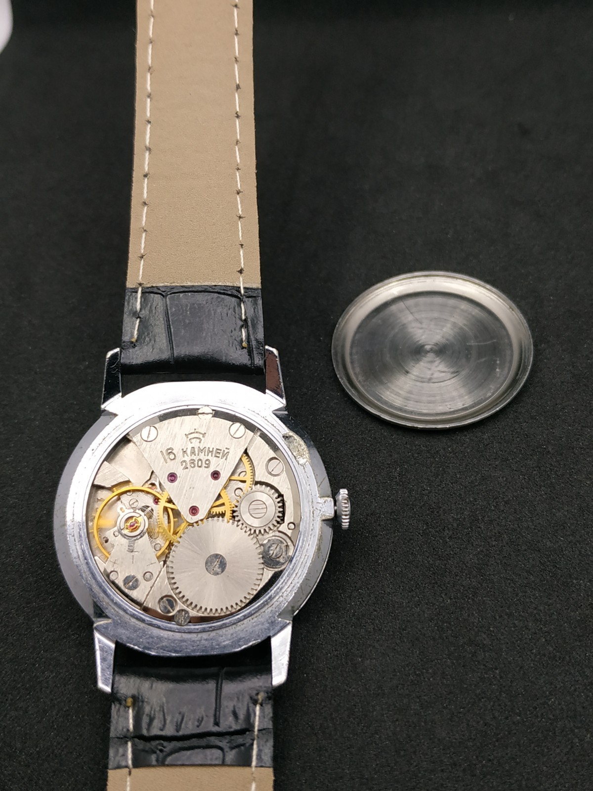 Men’s Vintage Dress Watch Raketa made in USSR Mechanical 2609.HA Retro Soviet ☭