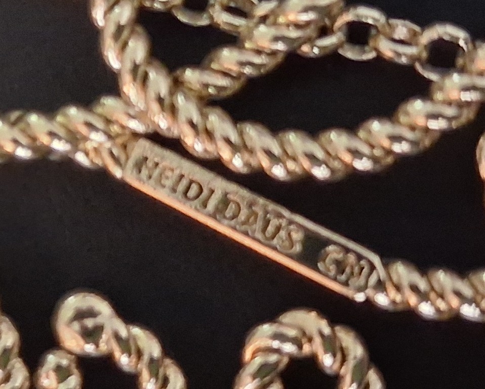 HEIDI DAUS “Rodeo Legend” Crystal Accented 17″ L. Gold-tone Chain Necklace
