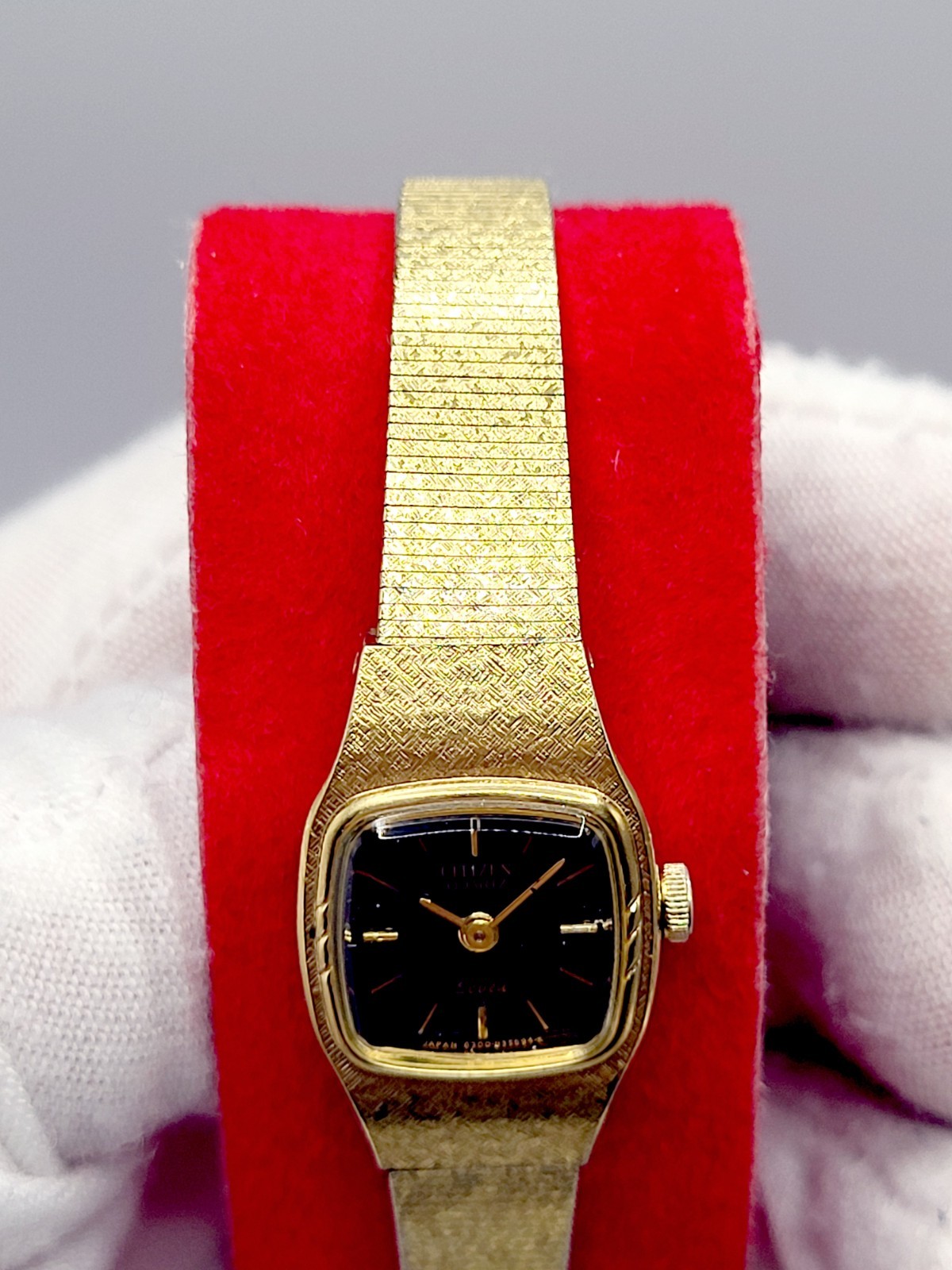 Rare [N. MINT] 1981 16mm Citizen Seven Vintage Quartz Women’s Watch Japan Made