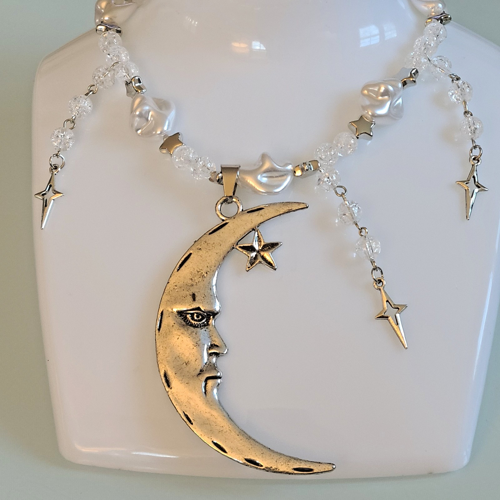 Vintage Unsigned Celestial Moon & Stars Necklace Silver Tone Baroque Pearl Resin