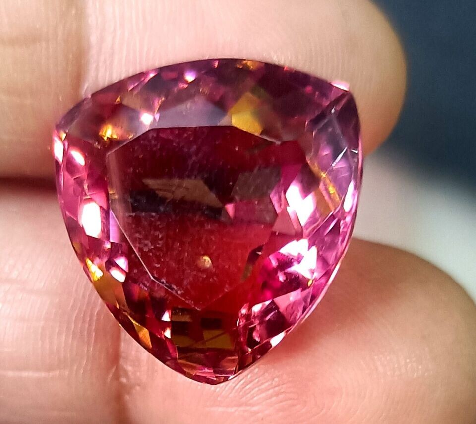Natural 16.50 Ct Bi – Color Changing Andalusite Certified Cushion Loose Gemstone