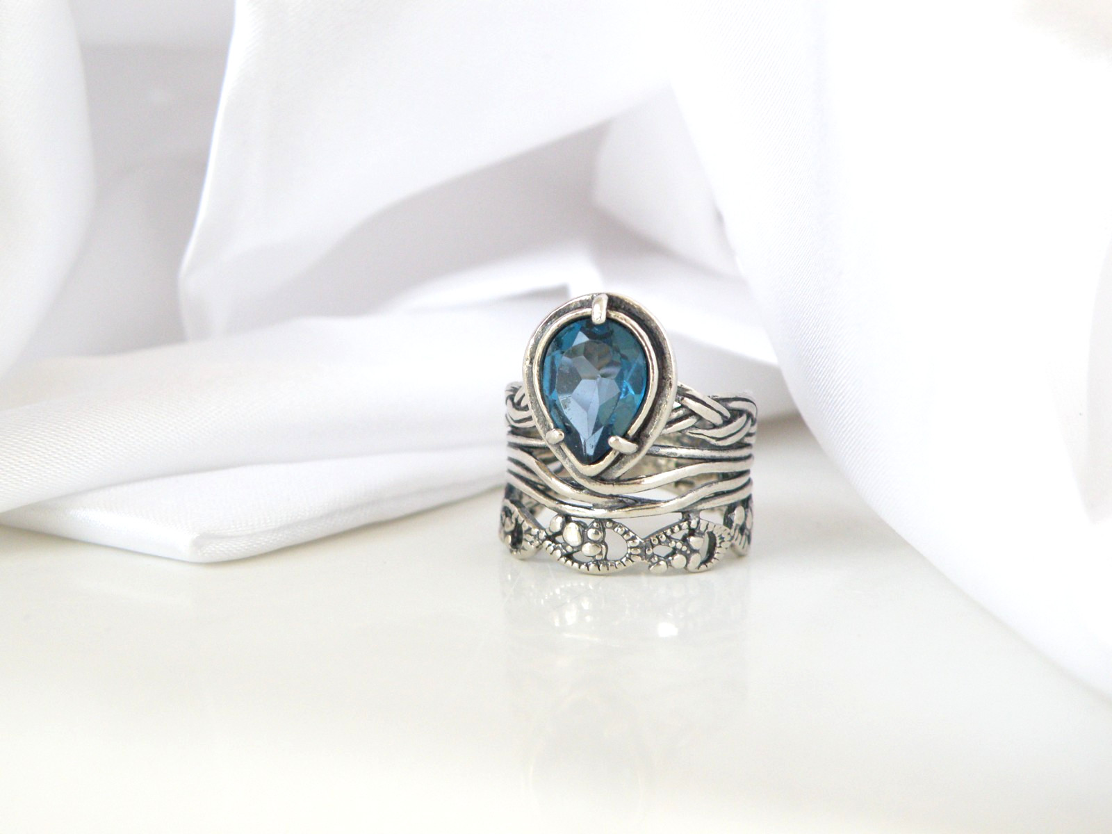 OrPaz 925 Sterling Silver London Blue Topaz Organic Ring Size 6