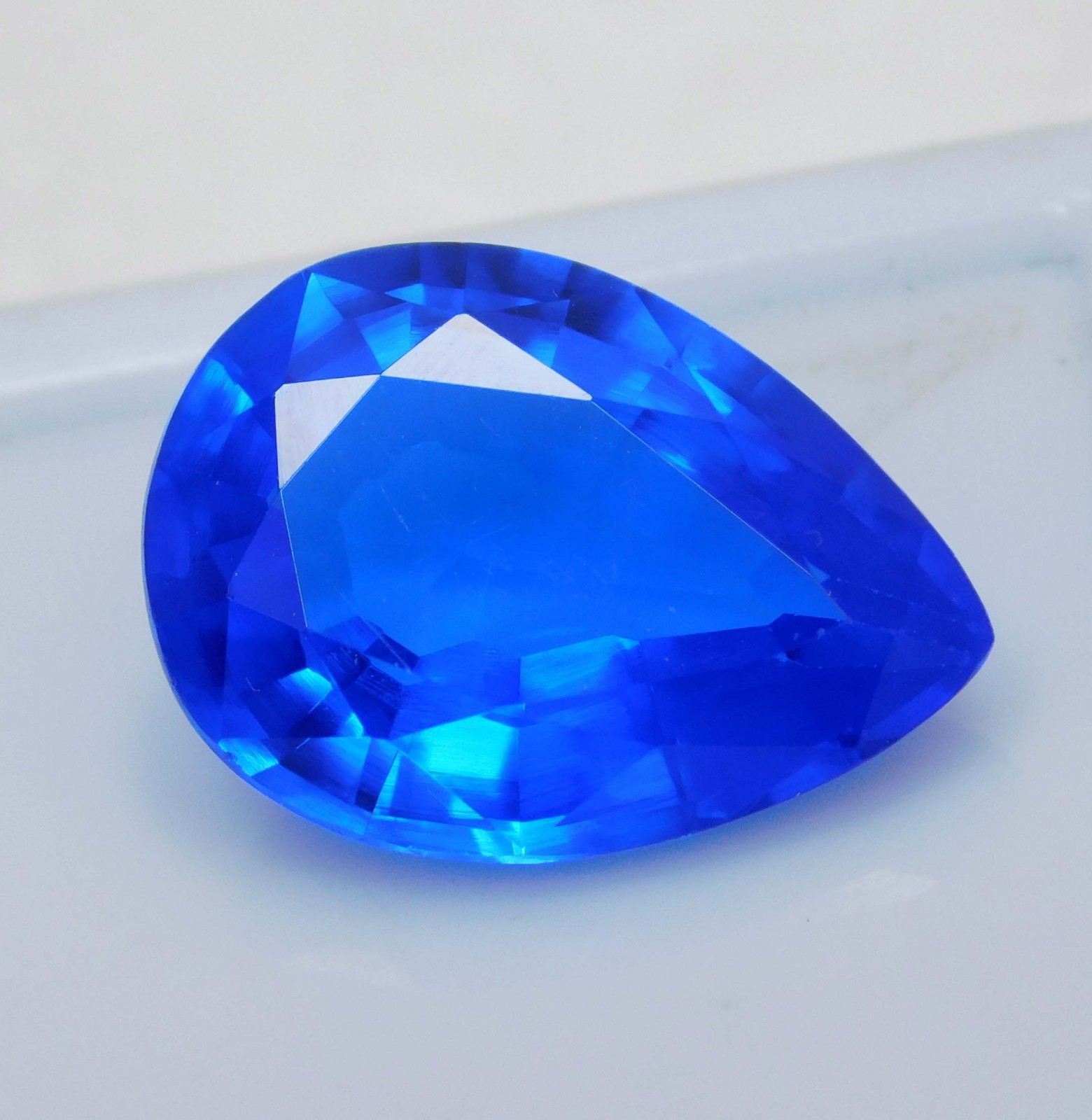 Top Quality Natural 4.55 Ct Cornflower Blue Spinel Ceylon Pear Cut Loose Gems
