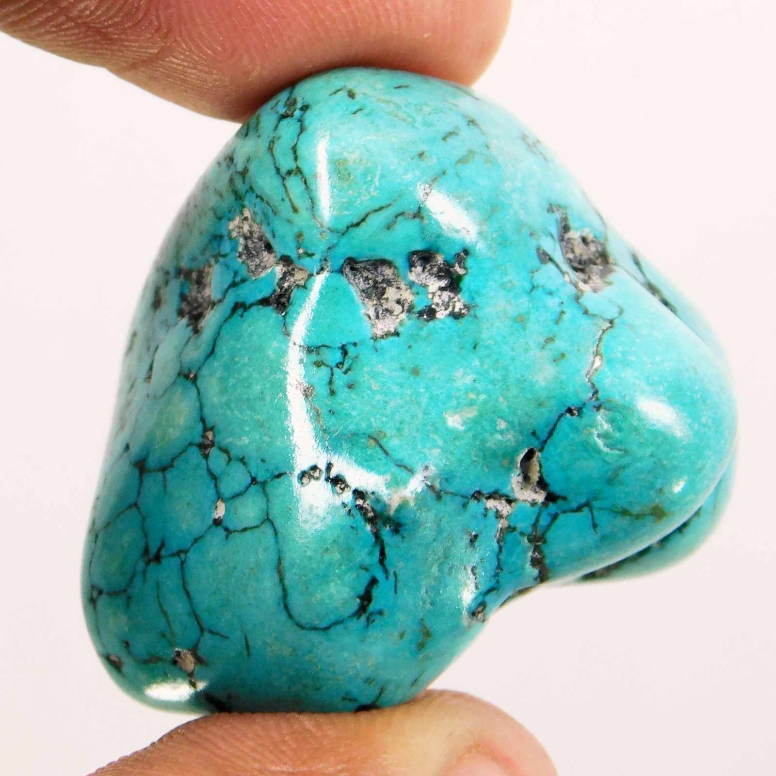Natural 111.90 Ct Certified Blue Turquoise Tumble Rough Loose Gemstone