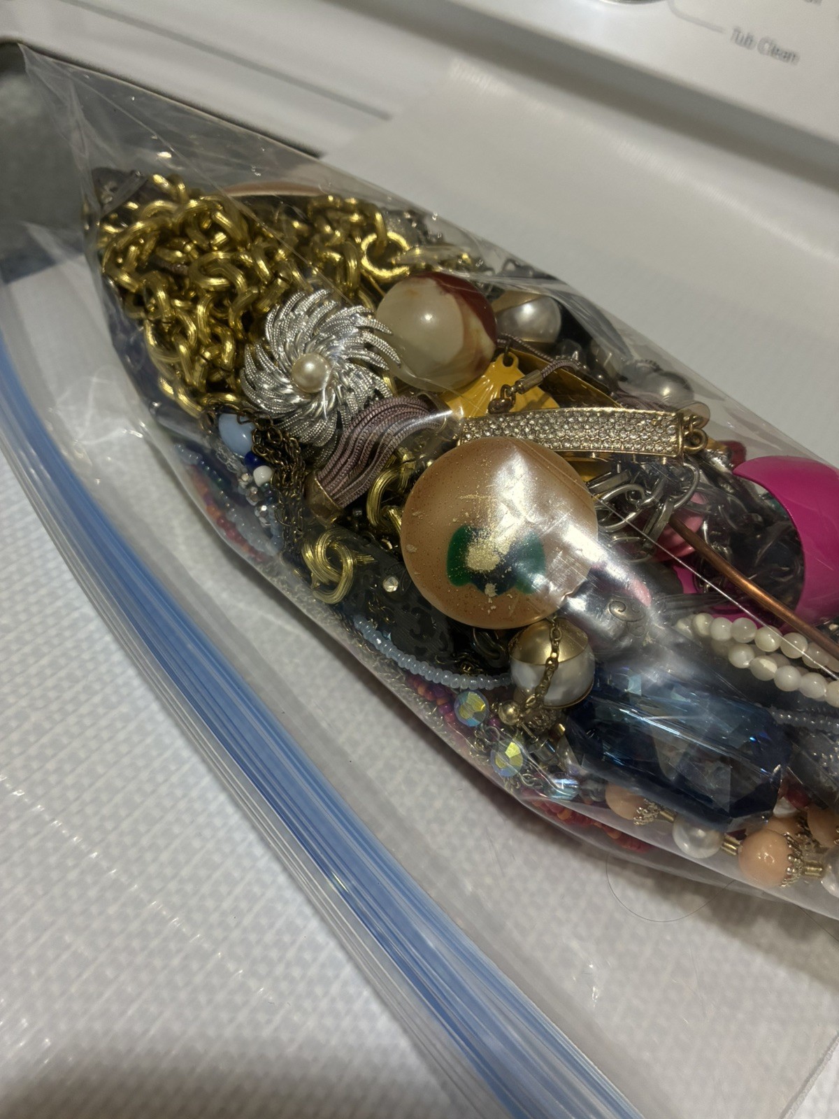 Mixed Costume Jewelry Lot Unsorted Variety Bag 1.48lb lot #4