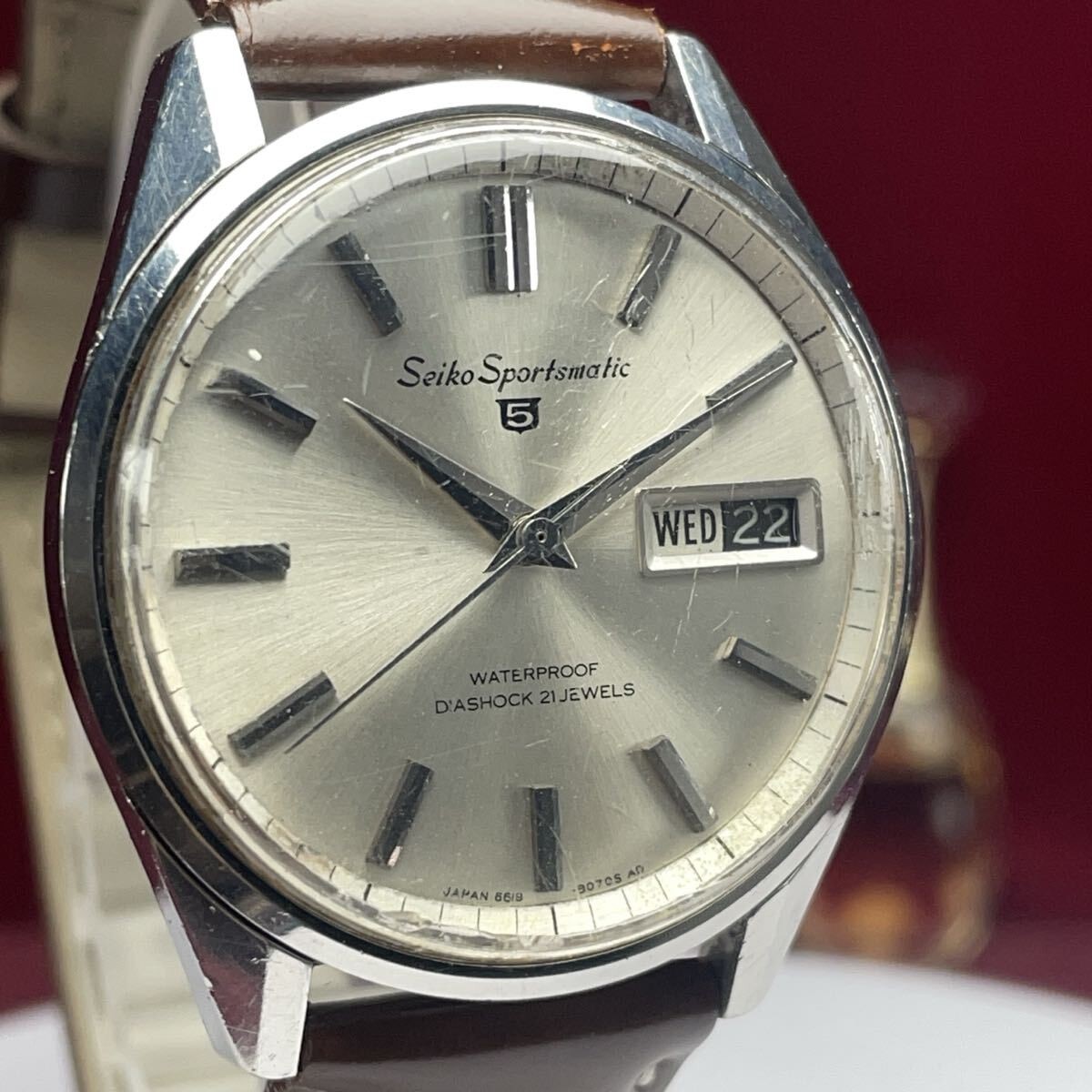 Vintage 1966 SEIKO Sportsmatic 5 6619-8050 Automatic 21J Made in Japan Dolphin