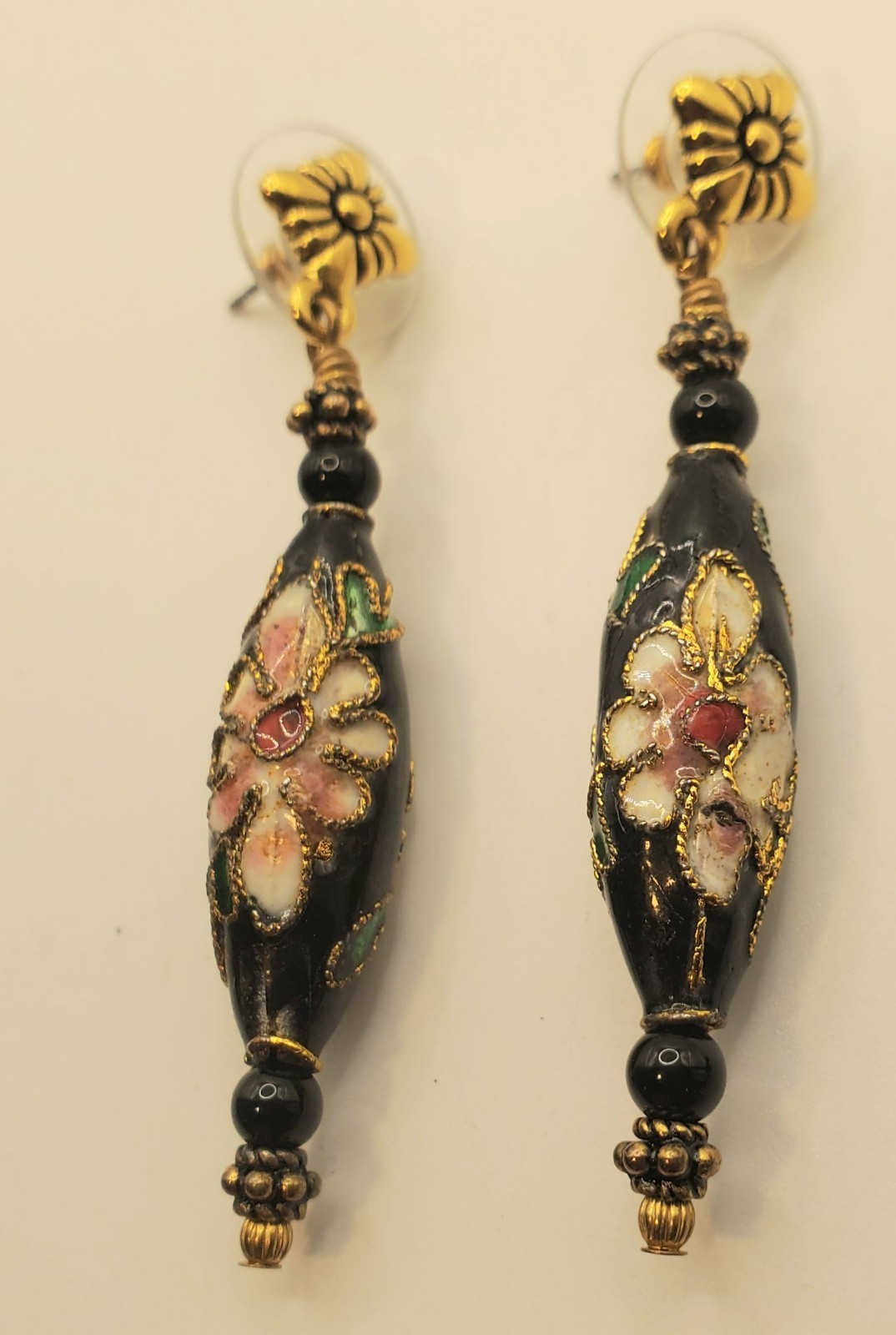 Vintage Black Cloisonne Hand Painted Floral 16″ Necklace & 2 Pr. Earrings