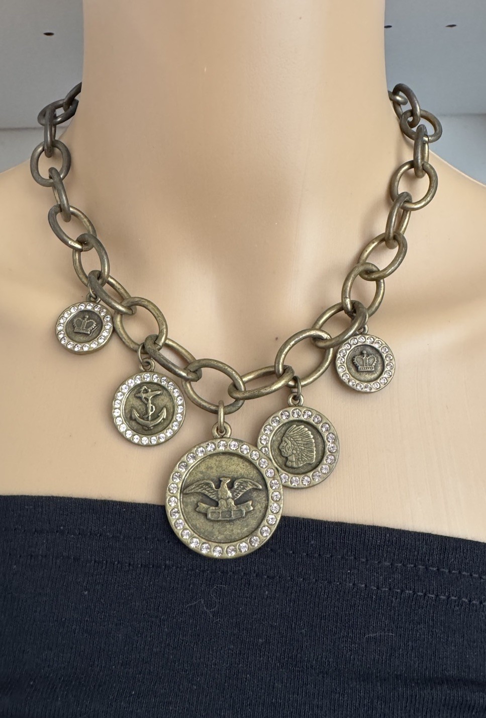 Sisi Amber Medallion Necklace Crown Eagle Coin Charm Statement Necklace 18”