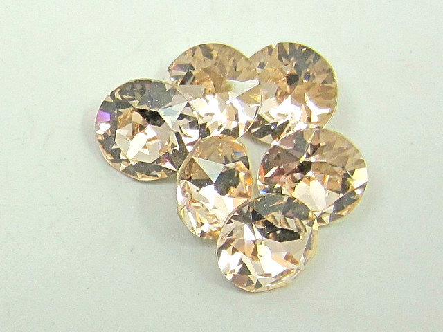 1gr 32pp SILK FOILED POINTED BACK BRILLIANCE Rhinestones