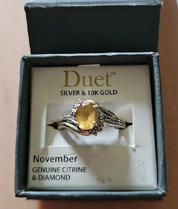 925 SS 10k Gold Citrine Diamond Ring Size 7 ONLY WORE ONCE