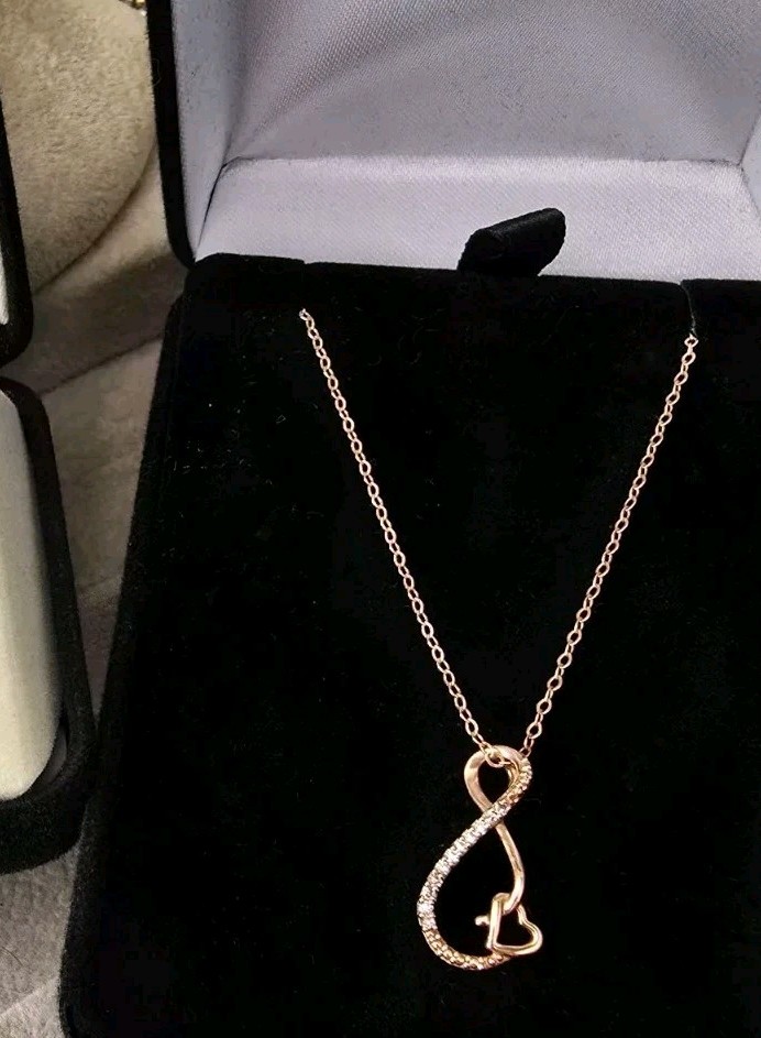 $400 Kay Jewelers 10k Rose Gold diamond Infinity Heart Pendant necklace zales