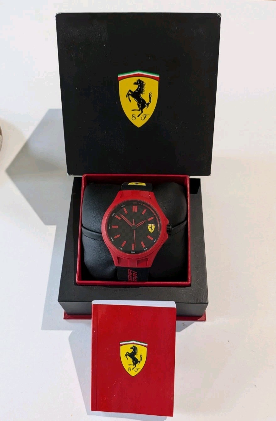 Mens Ferrari Scuderia Black & Red Watch New With Box And Papers