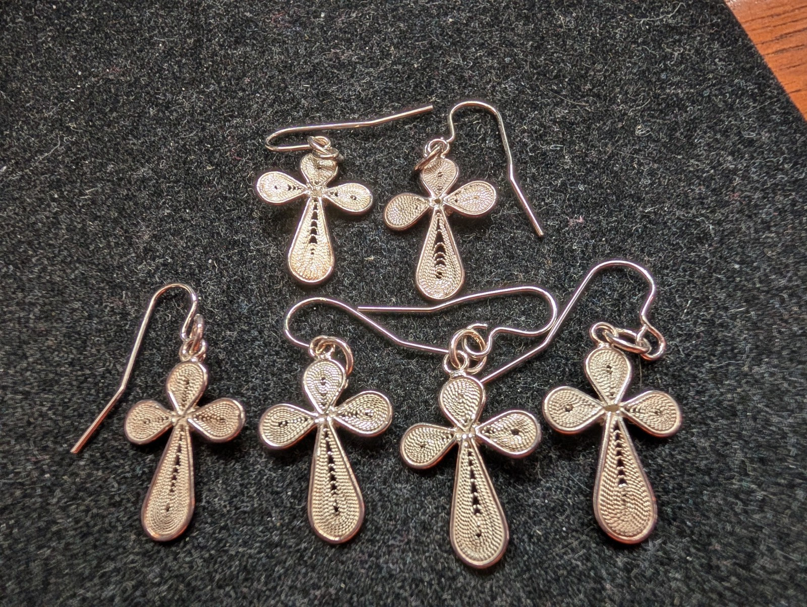 3 Pair NOS Sterling Silver Filagree Cross Earrings 5.7gr 260150