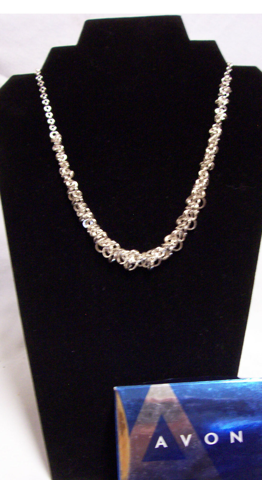 NECKLACE Avon Multi Circle Frontal Necklace with Extender 16″ Gorgeous (A2)