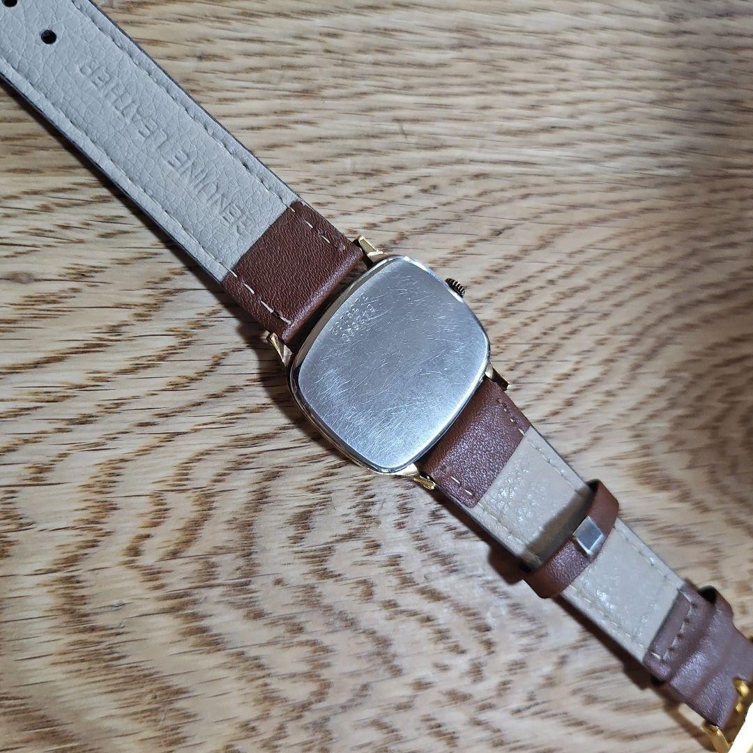 Universal Geneve 542640 Manual Roman Dial Watch Case1.24in