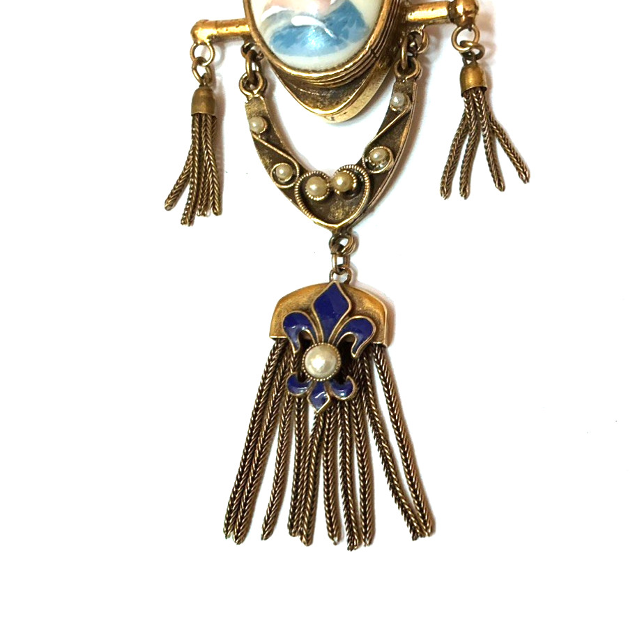 Victorian Revival Hand Paint Limoges FRANCE Brooch Pendant Enamel 1940s