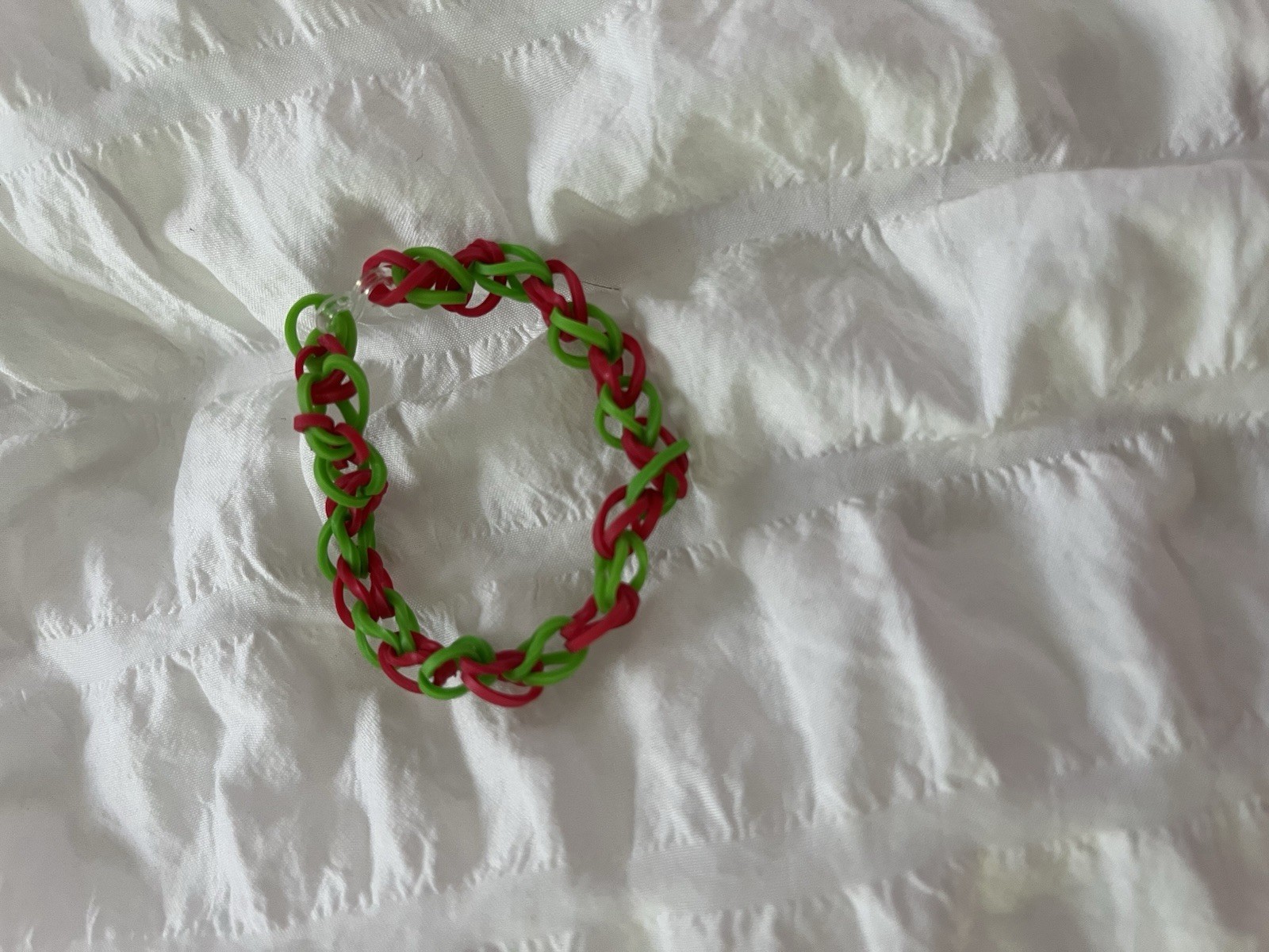 Red & Green Rubber Chain Bracelet, Chain Style, Cord Chain, No Stone