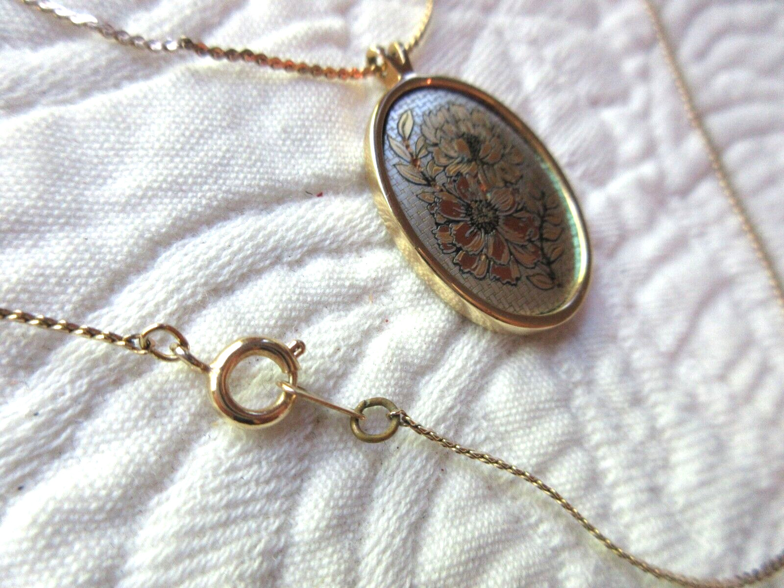 REED & BARTON DAMASCENE NECKLACE OCTOBER COSMOS PENDANT GOLD TONE KOREA 18″ NWOT