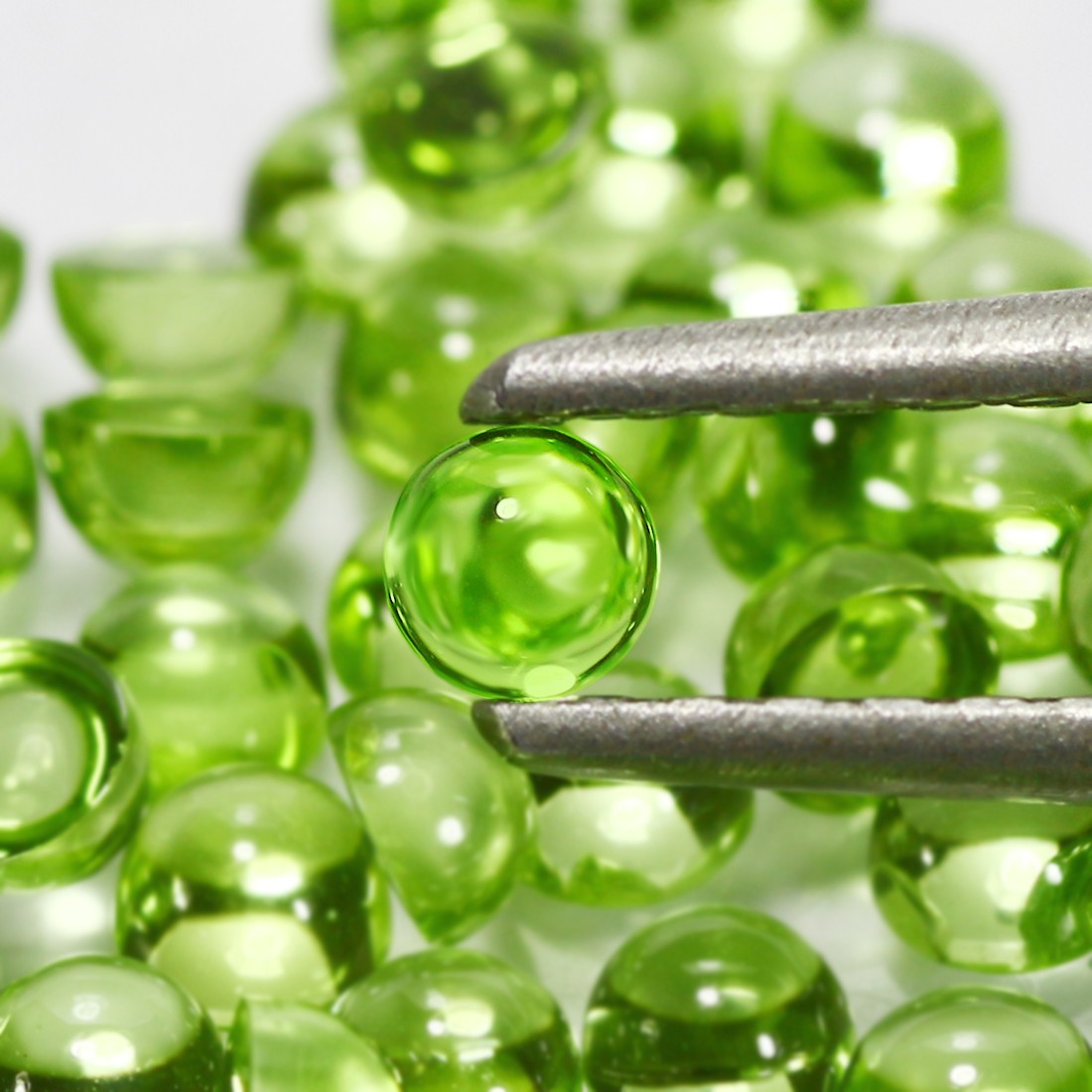 8.86 Ct IF [50 Pcs Lot] Awesome Round 3 MM Green 100% Natural Pakistan Peridot