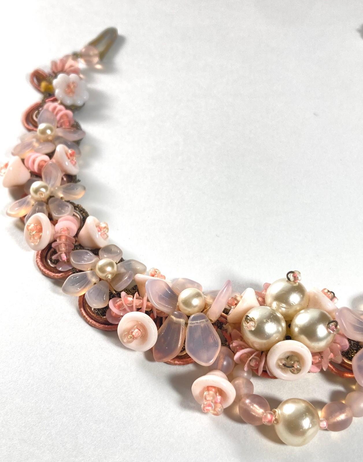 Vtg W Germany Wired Molded Glass Flower Cluster Pink Fruit Salad Necklace 15.5″