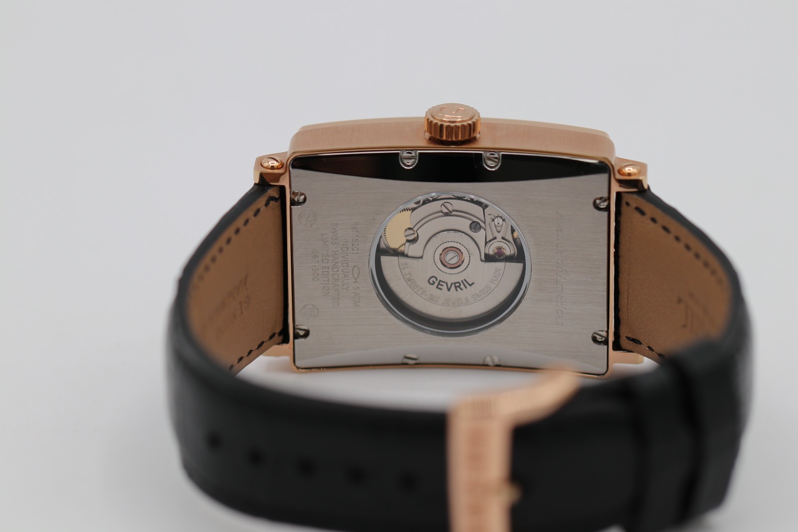Gevril 15201-2 Men’s Avenue of Americas Swiss Automatic Sellita SW200-1 Watch