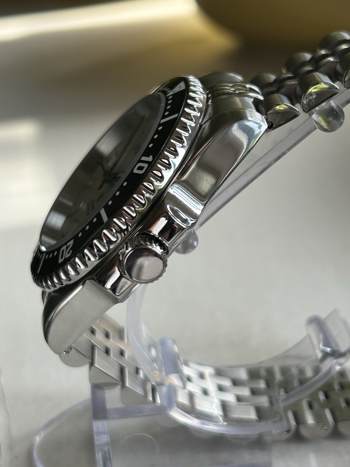 BERNY, 40mm, Automatic, 200m, SS, Sapphire.