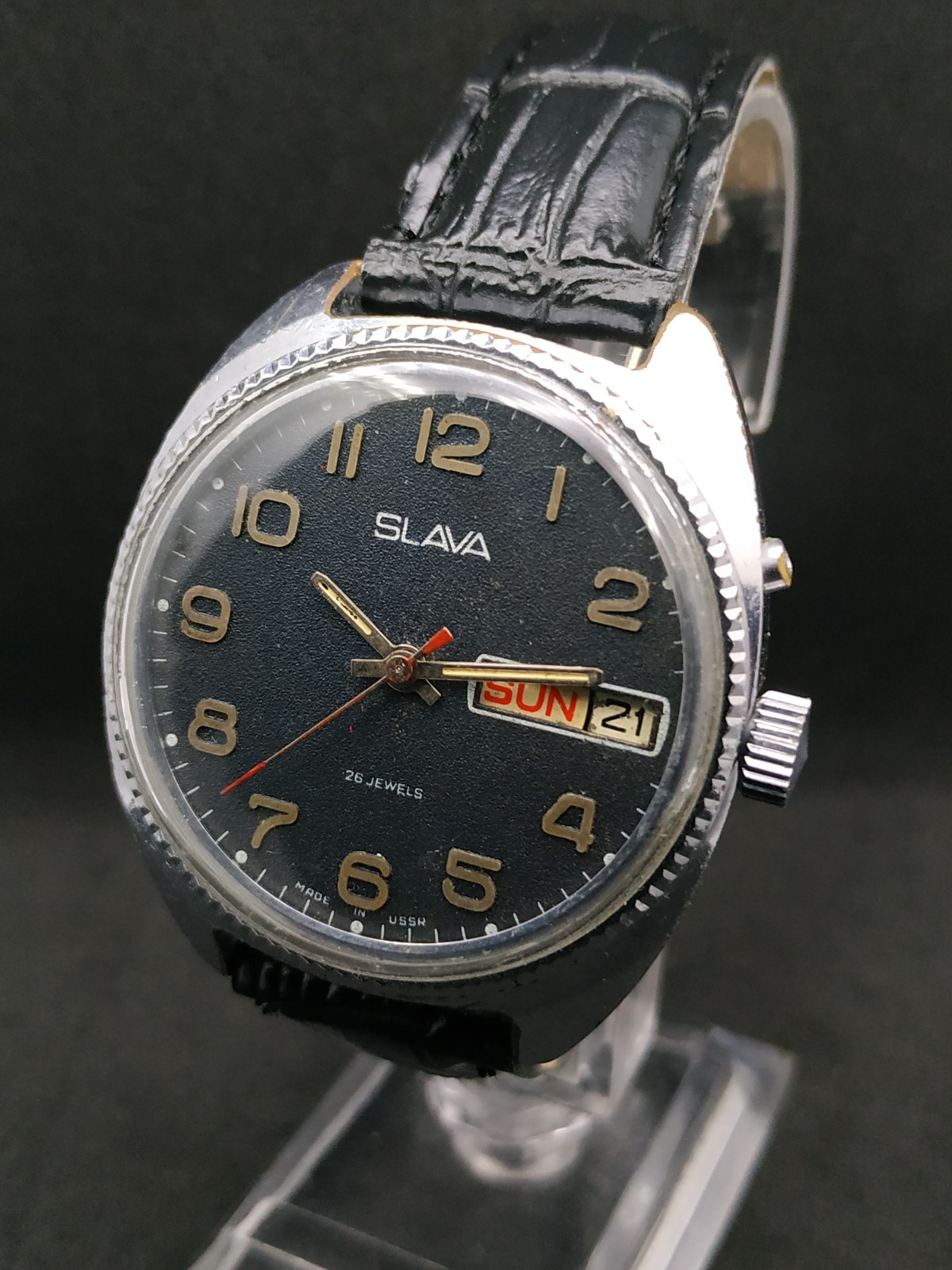 Classic Men’s Vintage Watch SLAVA USSR Mechanical SERVICED Retro Soviet day/date
