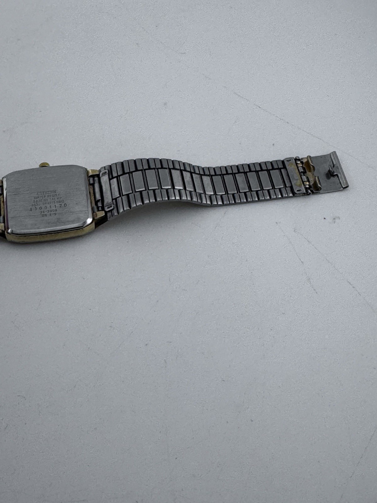 Citizen Quartz 3630-054609 Gold Tone Vintage Watch Japan Working
