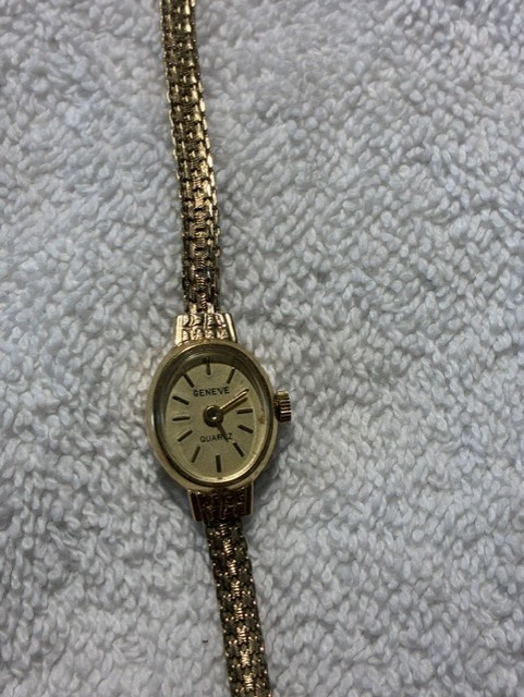 Geneve Quartz Ladies 14K Yellow Gold Bracelet Wrist Watch Vintage