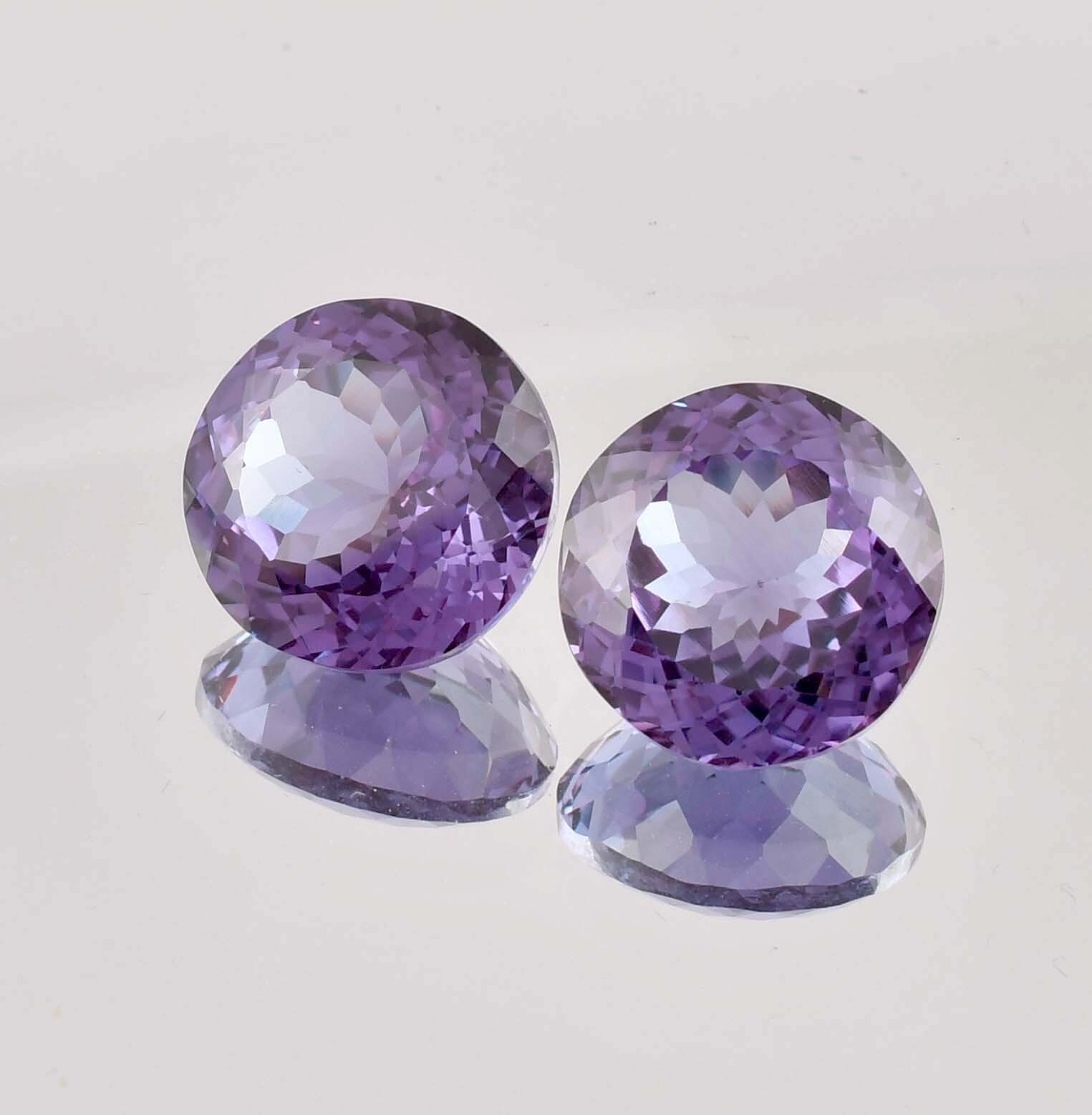 1 Pair 15 x 15 MM Flawless Natural Color Change Alexandrite Gems GIT Certified