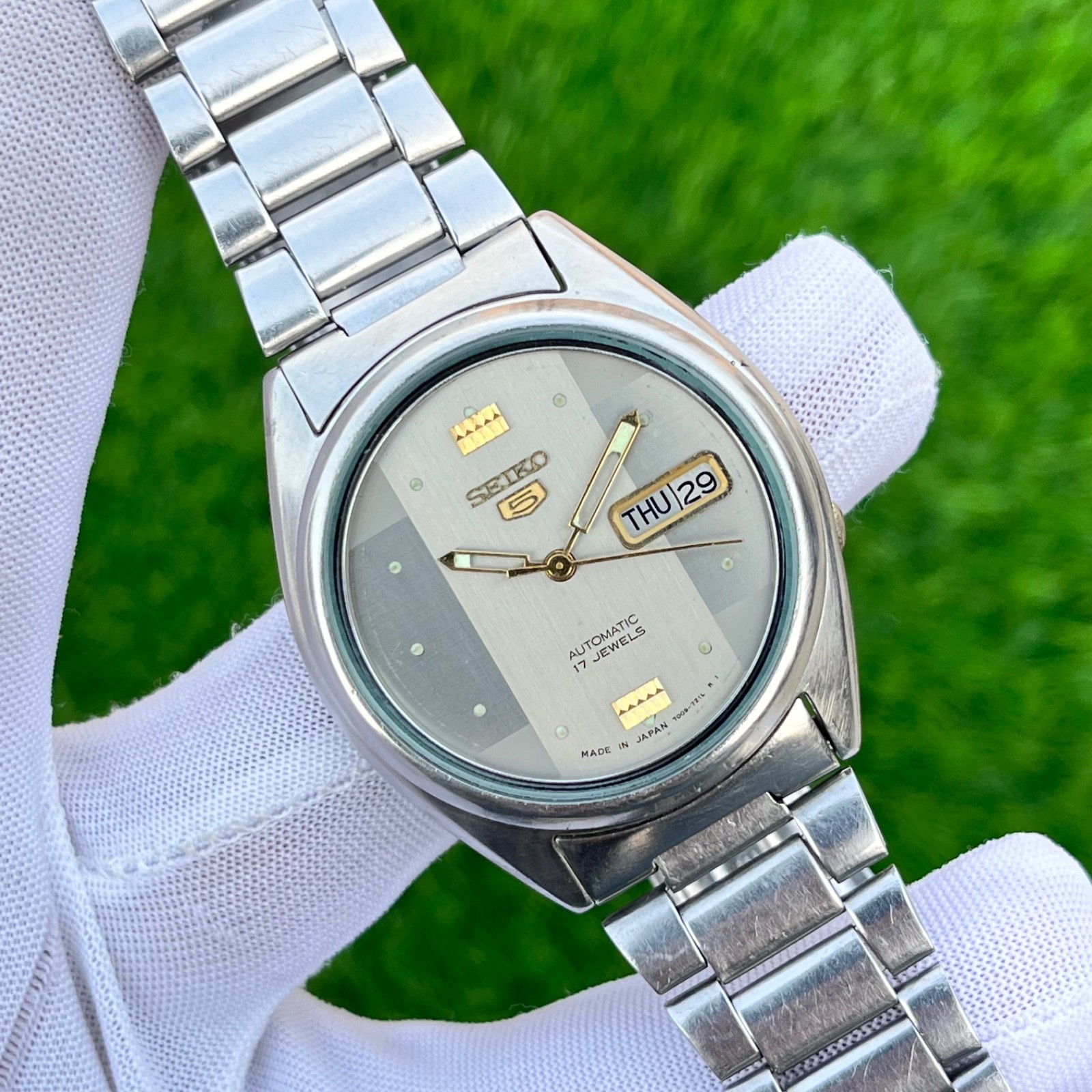 Vintage Seiko 5 Automatic Dress Formal Japan Made Men’s Watch 7009-821J