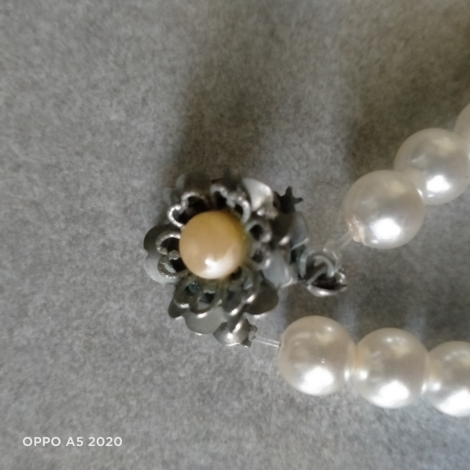Vintage 1950s/’60s High Fashion Necklace. The necklace weighs 41 grams.
