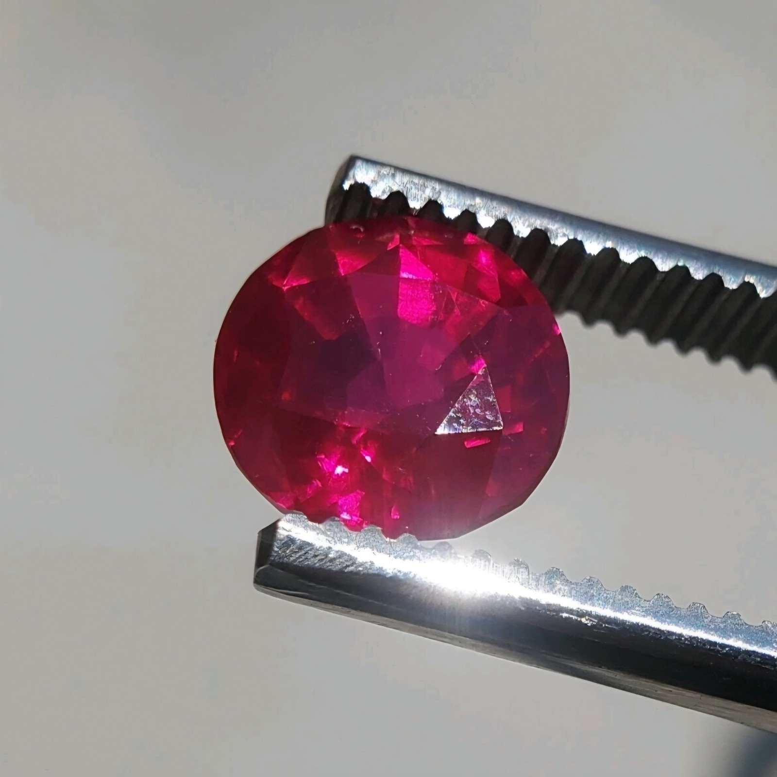 2.70 Ct VVS1 w GTL Certificate Natural Mozambique Red Ruby Round