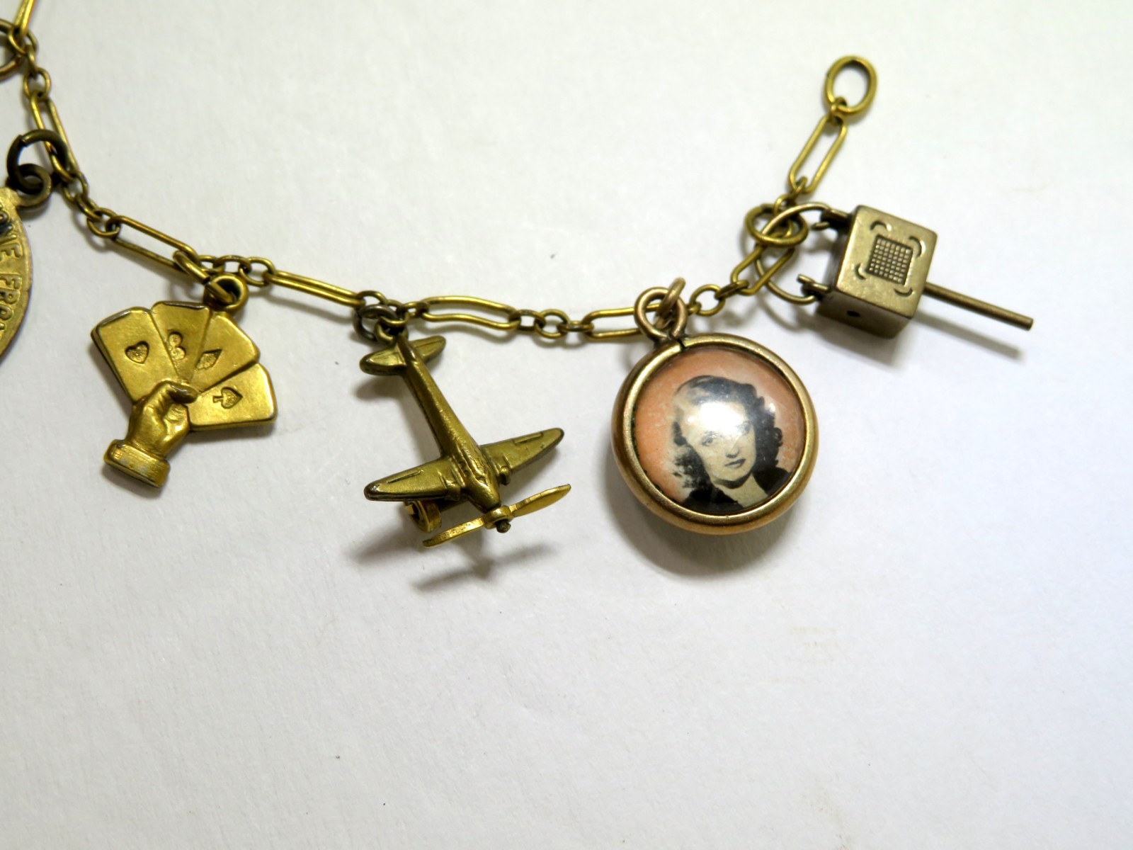Vintage Brass Charm Bracelet W/ 10 Charms – 7 Inches