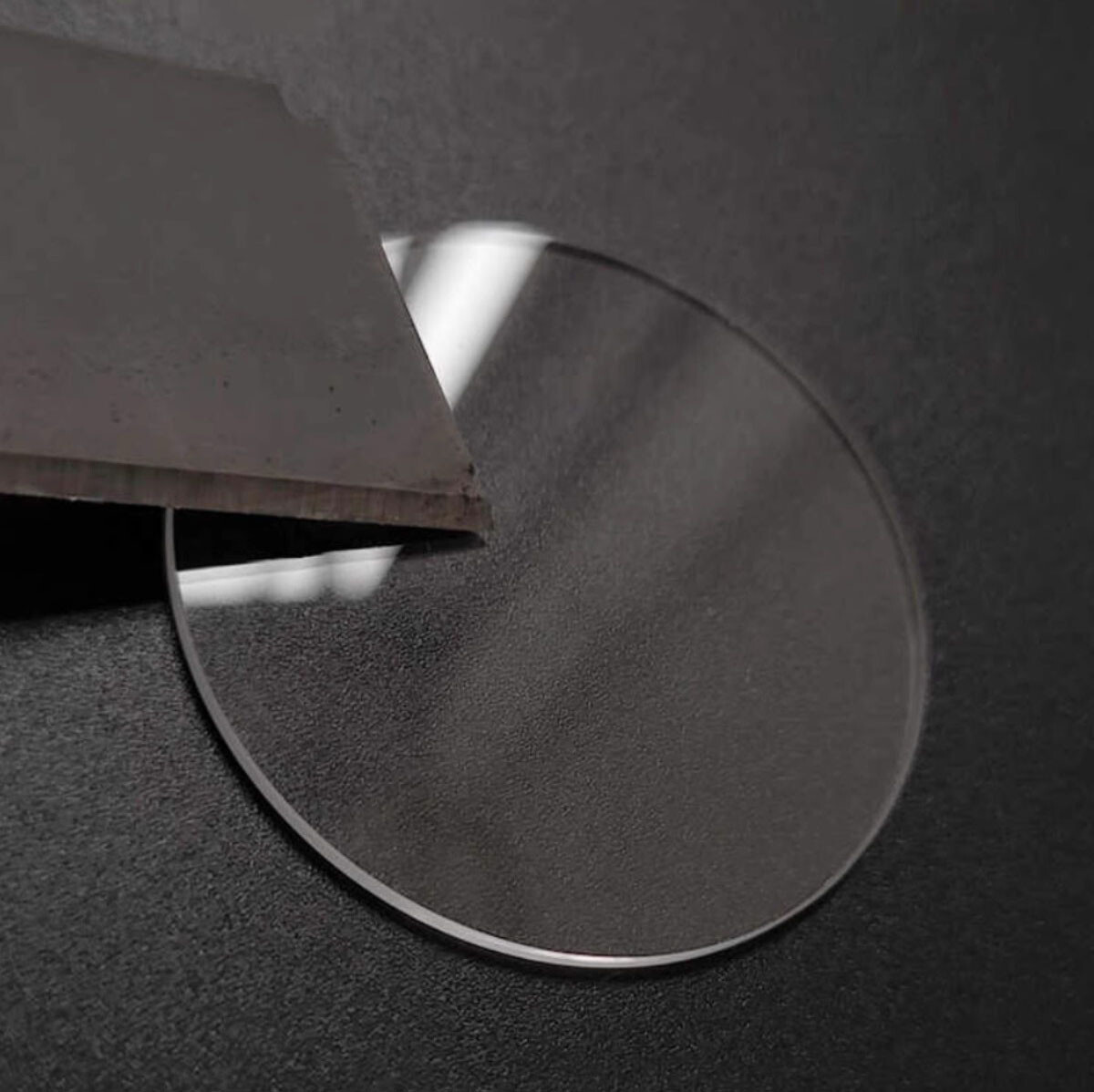 1.0mm-3.0mm Thick Flat Sapphire Watch Crystal Watch Glass 20mm-45mm High Quality