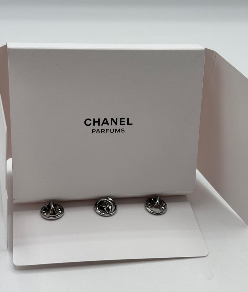CHANEL Beaute Ltd Ed Set Of 3 Enamel Perfume Bottle Tack Pins NWT Authentic GWP