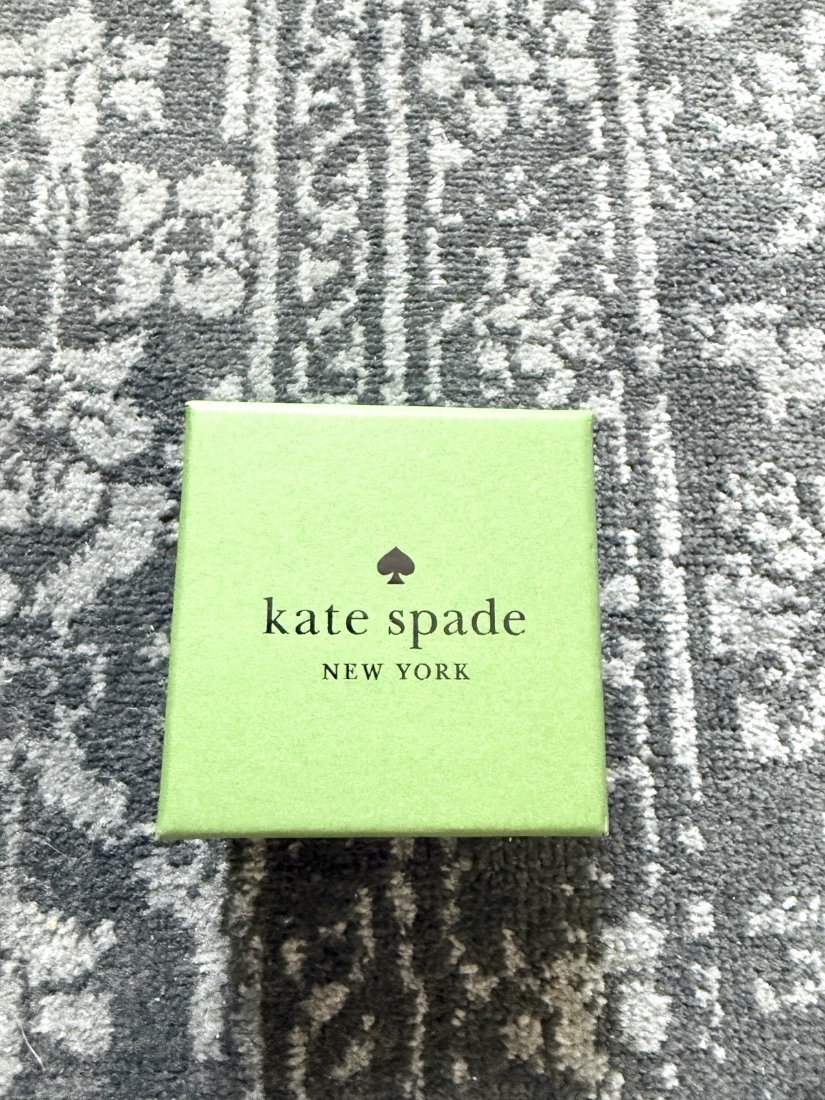 Kate Spade New York mini bow stud earrings