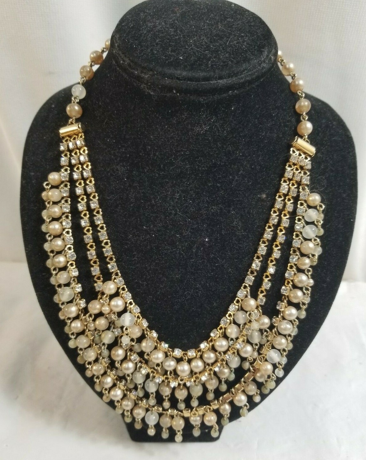 Vintage 16″ Goldtone FAUX PEARL & Rhinestone 3 Strand Statement Necklace