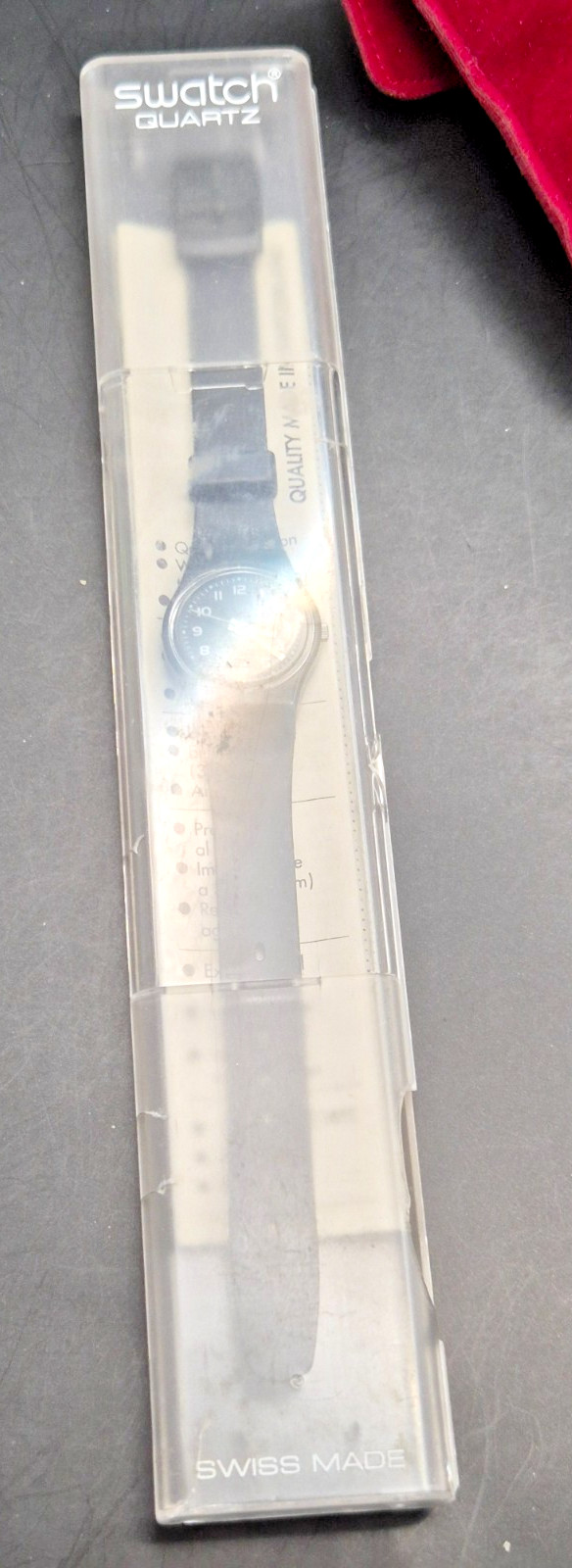 Vintage SWATCH Women’s All Black Silicone/Rubber Strap Watch-Working
